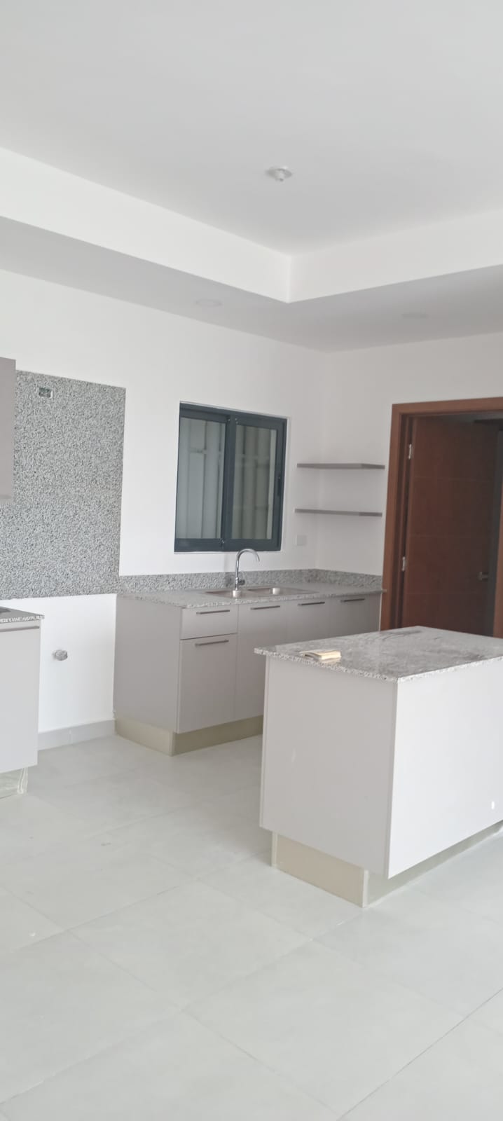 apartamentos - Apartamento de 2 habitacions 2.5 baños 2 parqueos  1