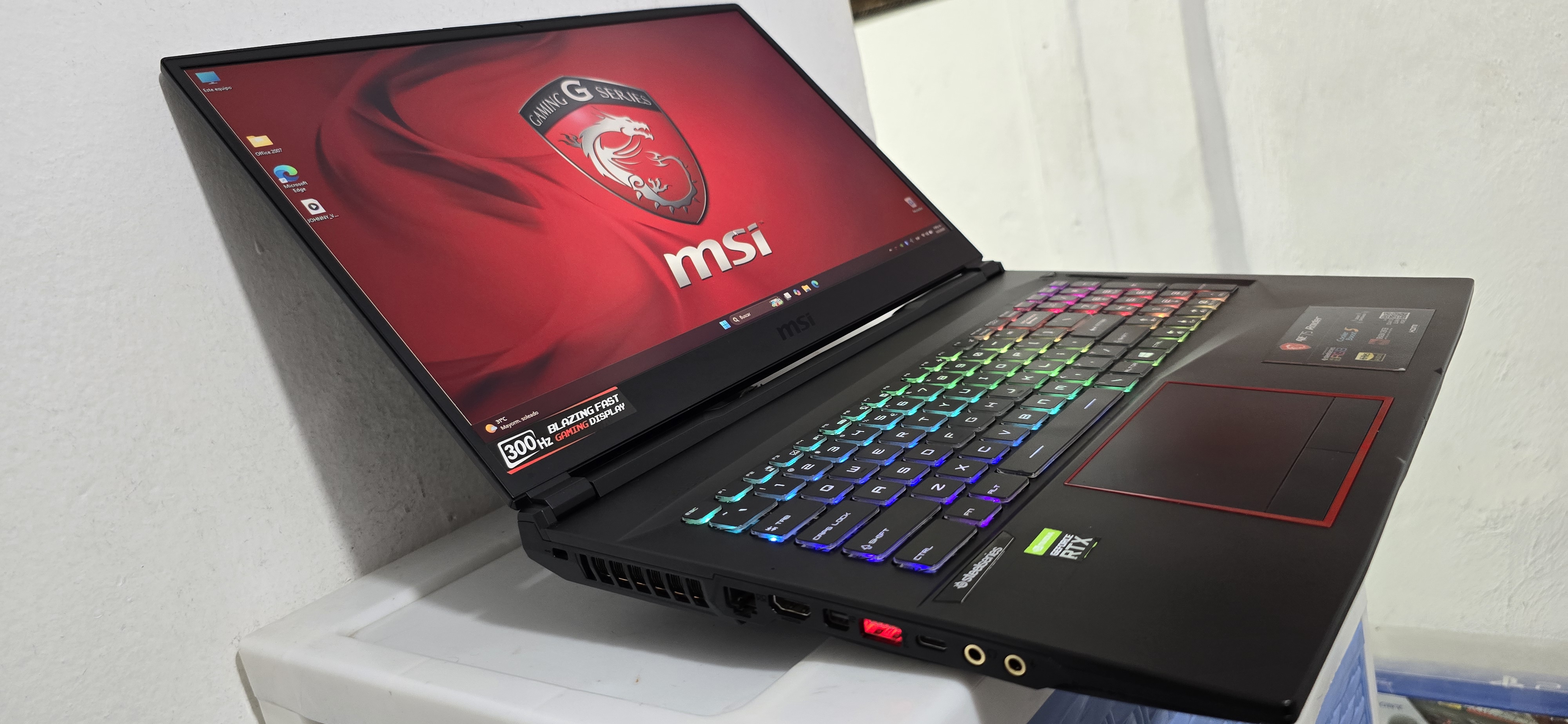 computadoras y laptops - Msi Gamer Ge75 17.3 Pulg Core i7 Ram 16gb Disco 512gb SSD Nvidea Rtx 2060 6gb  1