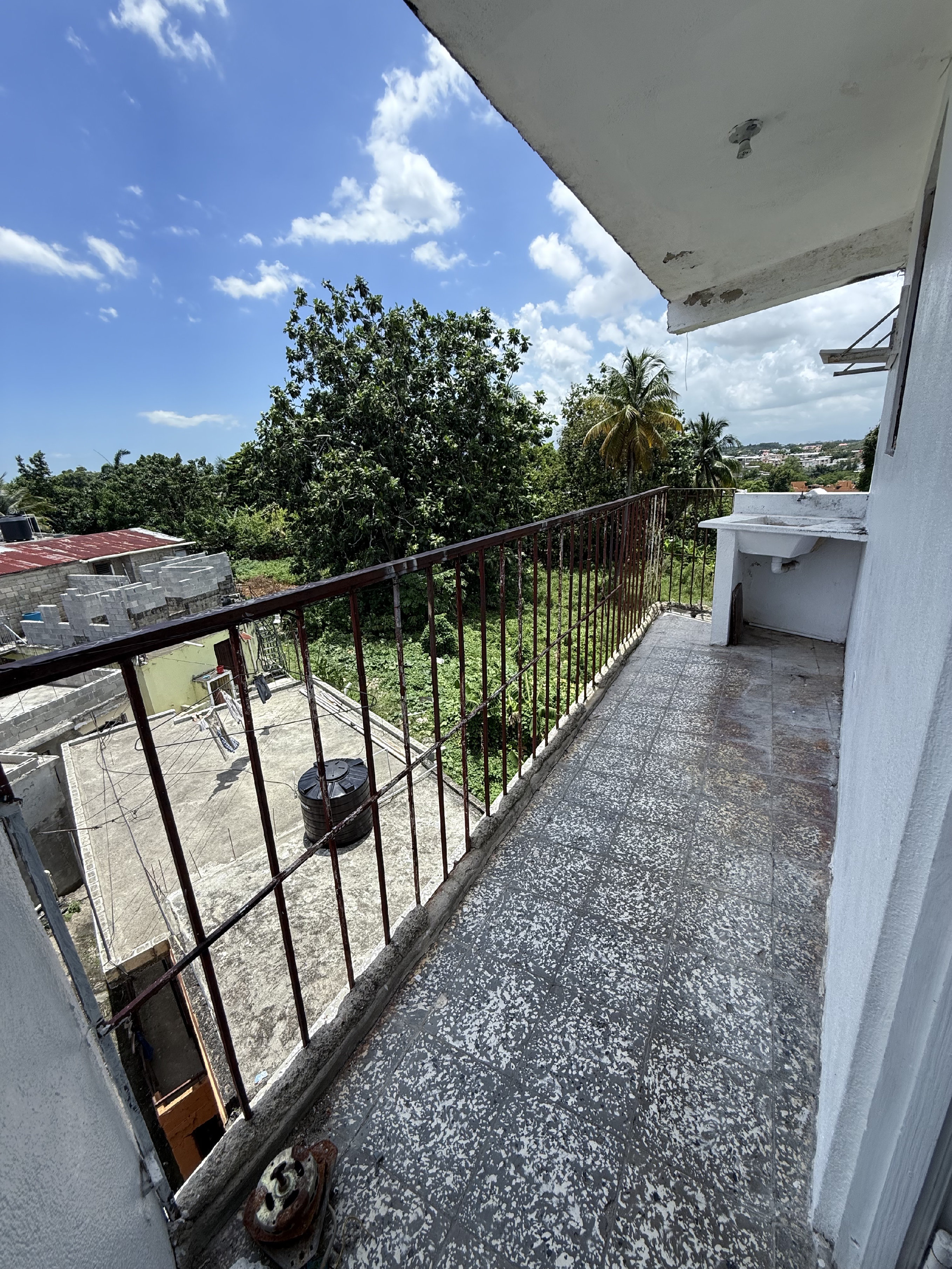 apartamentos - apto de 3 han. en Los Rios  0