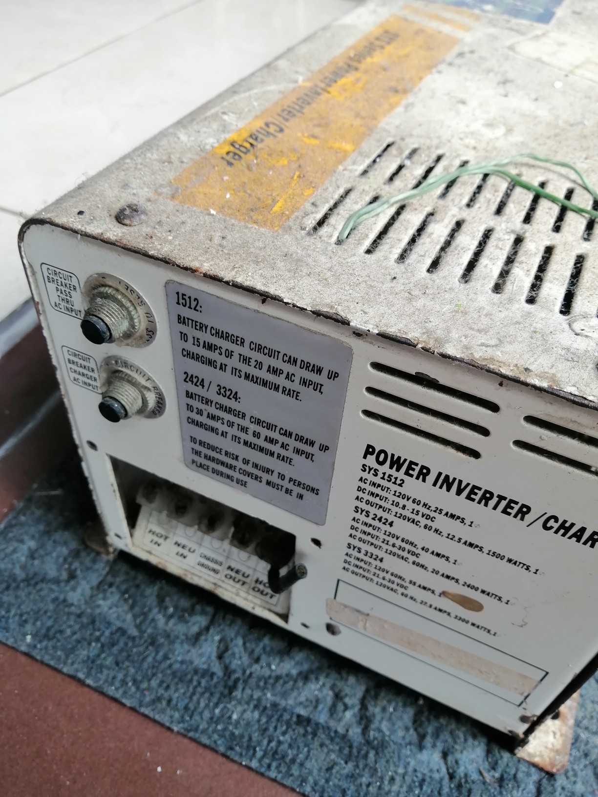 plantas e inversores - Inversor de 1500 watts y 4 baterías