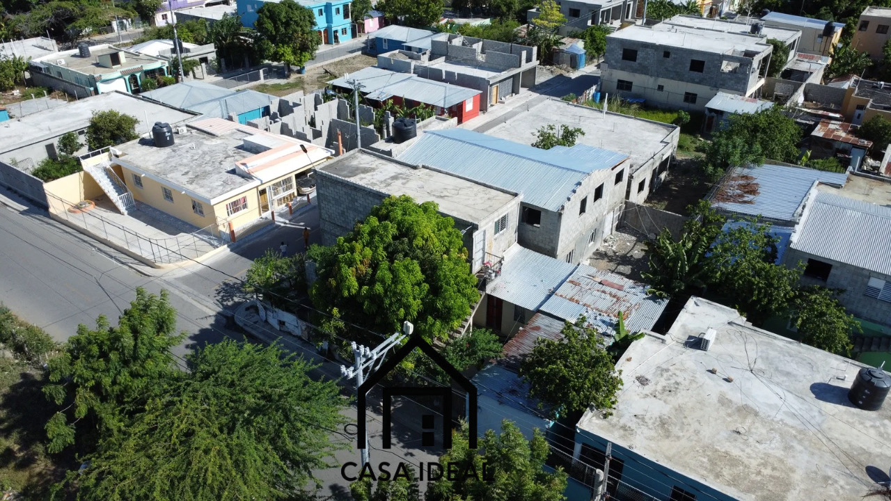 casas - SE VENDE MEJORA EN MATANZAS BANI  3