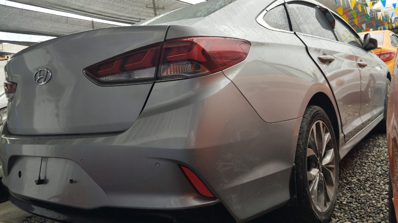 carros - HYUNDAI SONATA NEW RISE 2018 GRIS 4