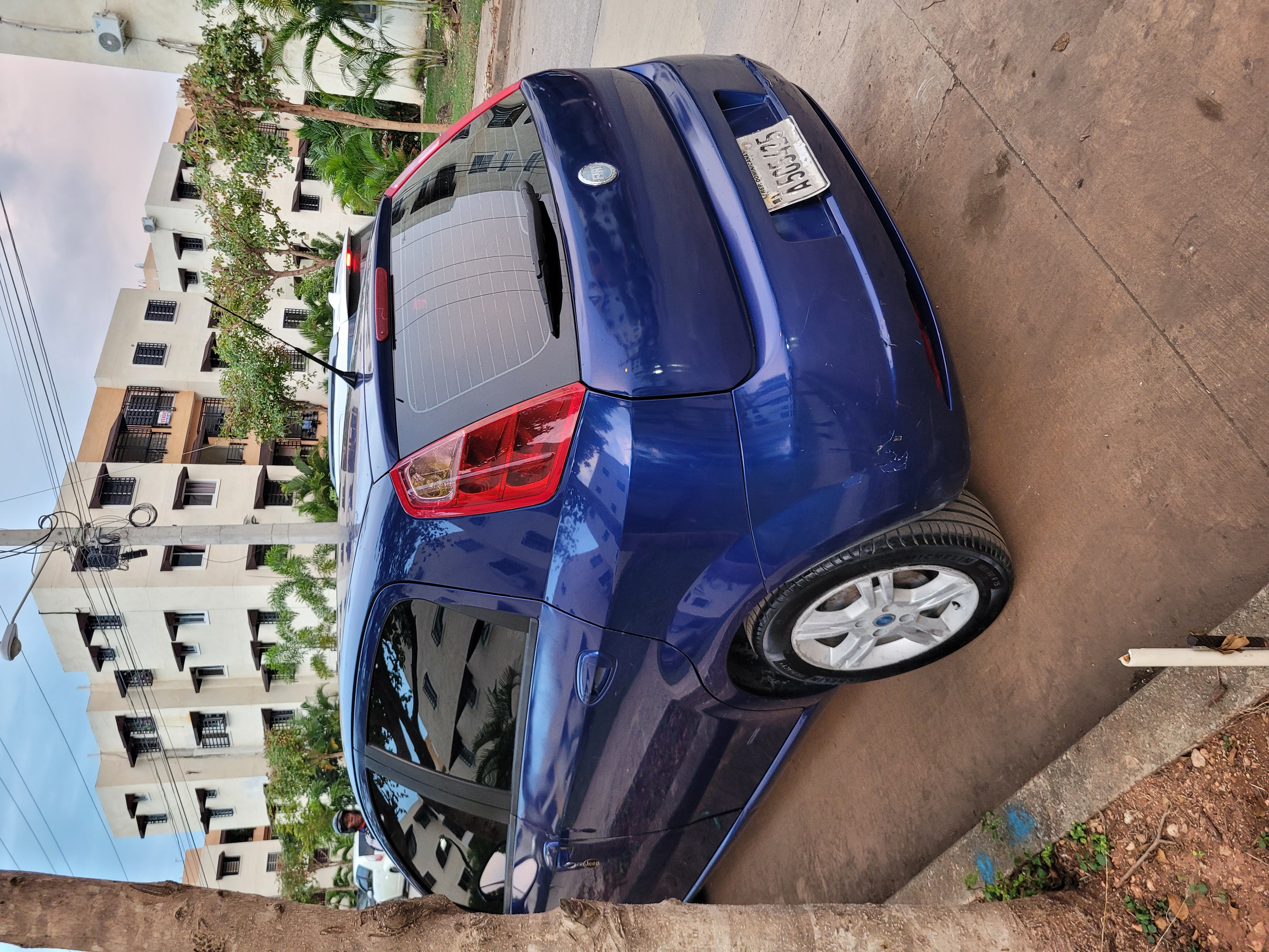 carros - Fiat Grande Punto 2007 8