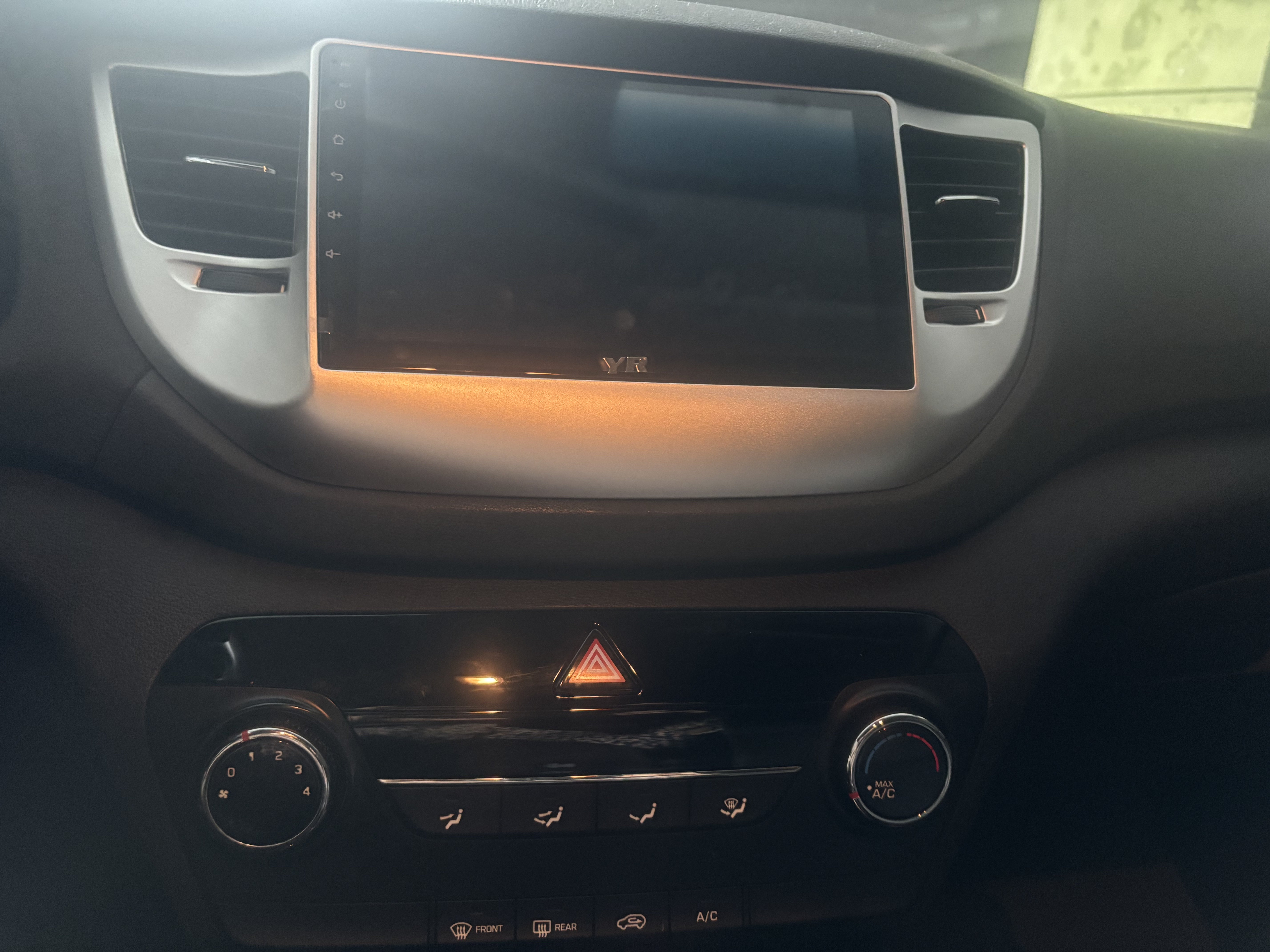 jeepetas y camionetas - Hyundai Tucson 2018 de la casa con todos los mantenimientos en magna  7