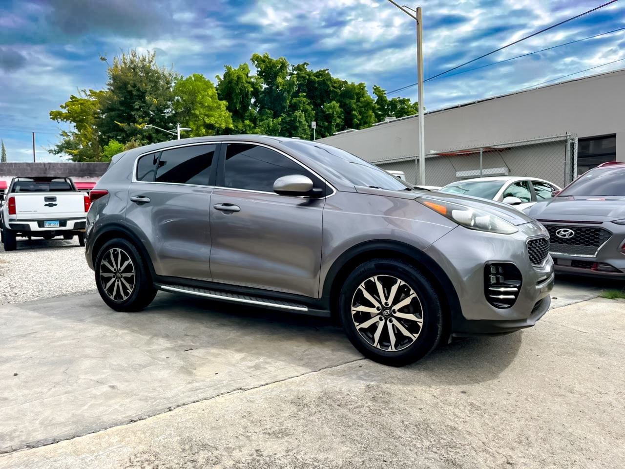 jeepetas y camionetas - Kia Sportage 2017. Motor GDI. Única dueña Rep.Dom luego de importada desde USA. 1