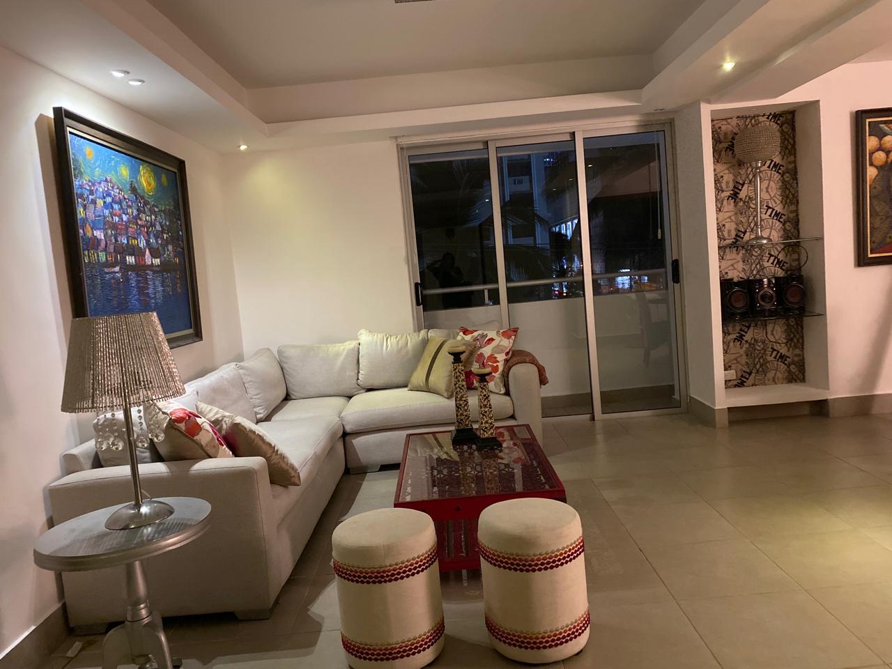 apartamentos - Alquilo Apartamento Amueblado en Piantini 2