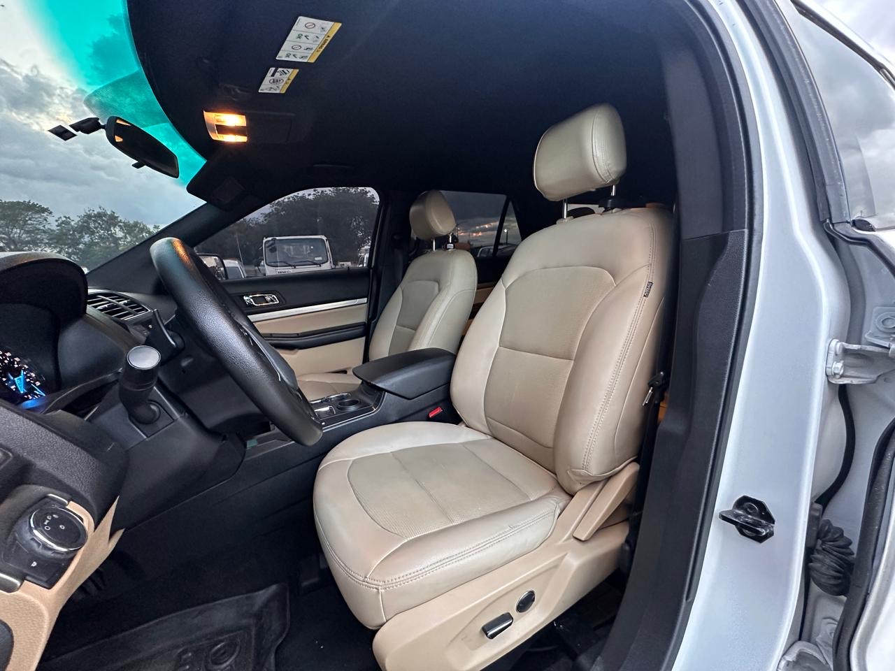 jeepetas y camionetas - FORD EXPLORER 2016 
De Viamar  2