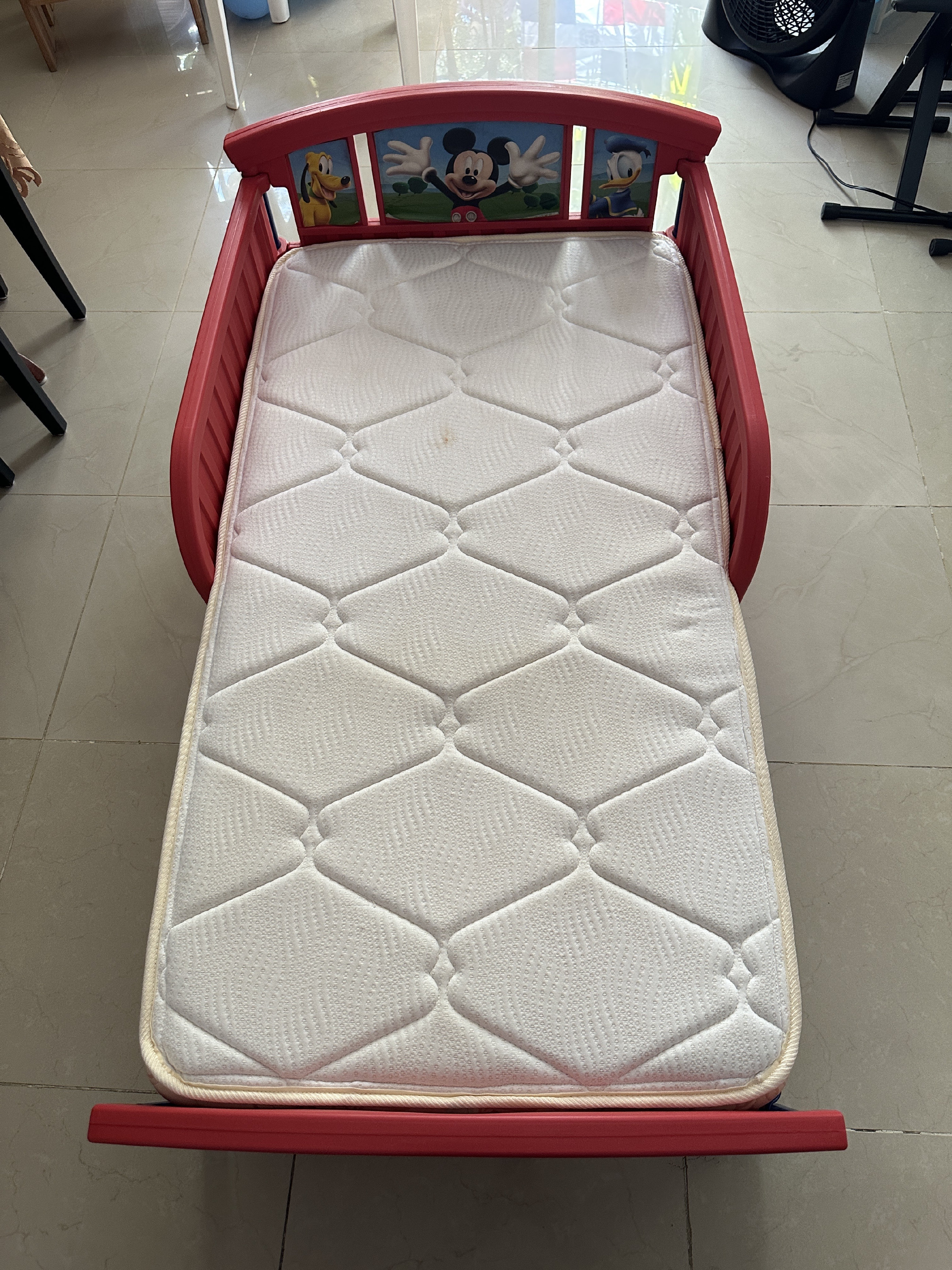 muebles - cama Micky Mouse 4