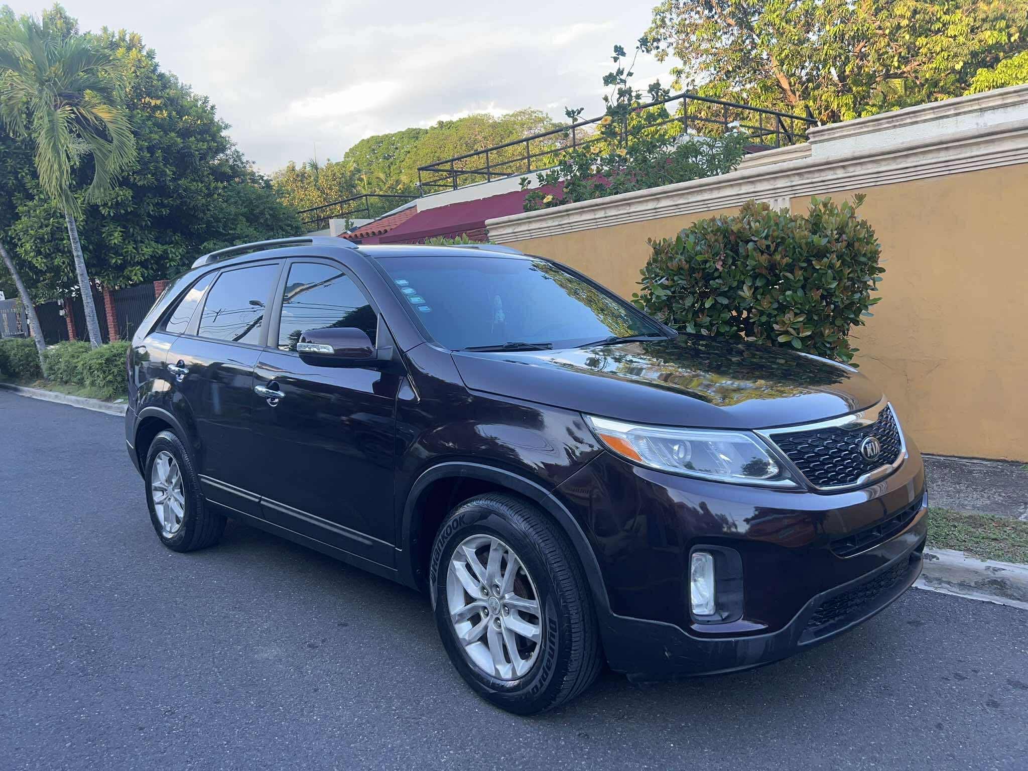 jeepetas y camionetas - Kia Sorento LX 2015 1