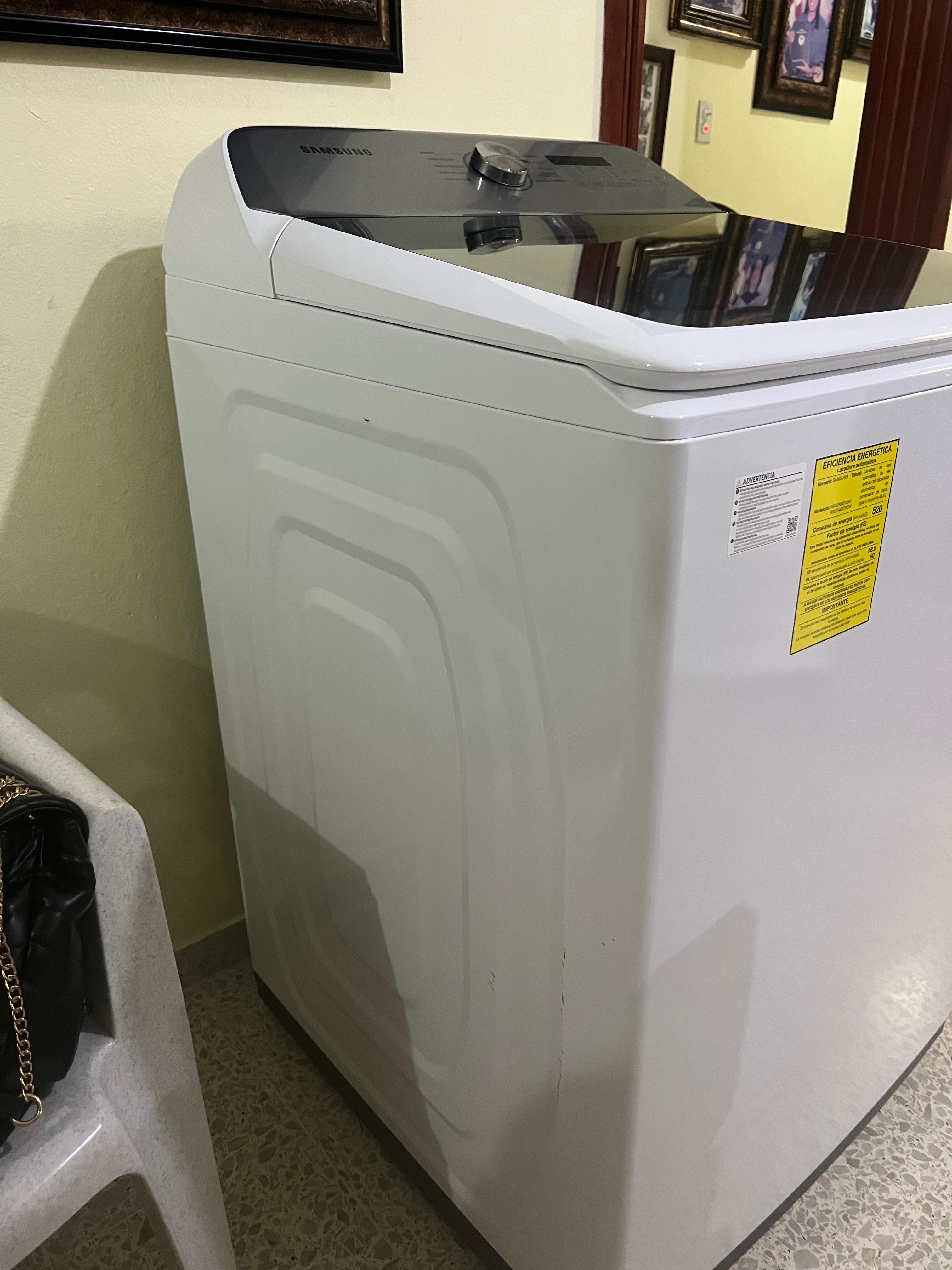 electrodomesticos - Lavadora: 37 Mil de 20 kilos con 6 meses de garantía de la casa…  1