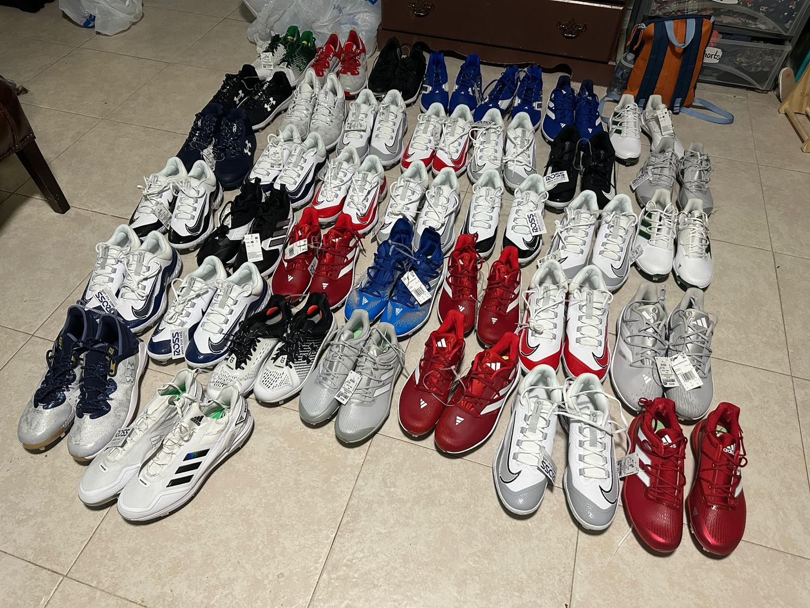 deportes - diferentes modelos de zapatillas  4