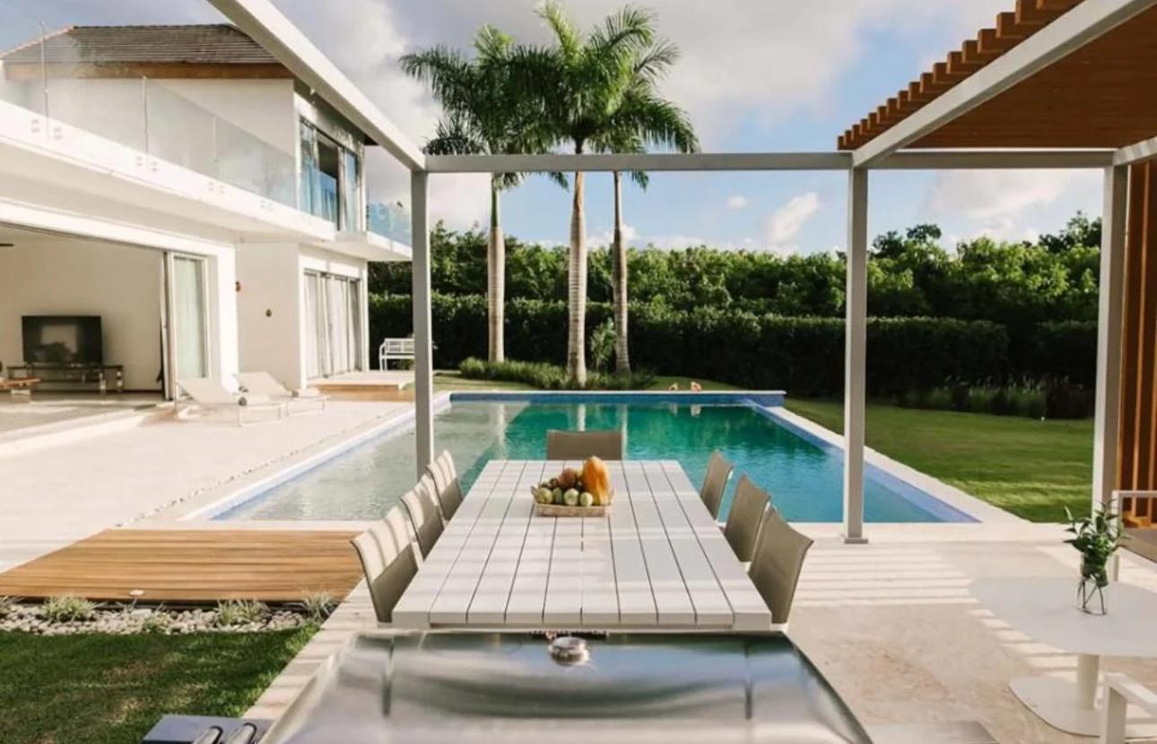 casas vacacionales y villas - Villa de Lujo en Cap Cana con Piscina Privada y 6 Habitaciones 9