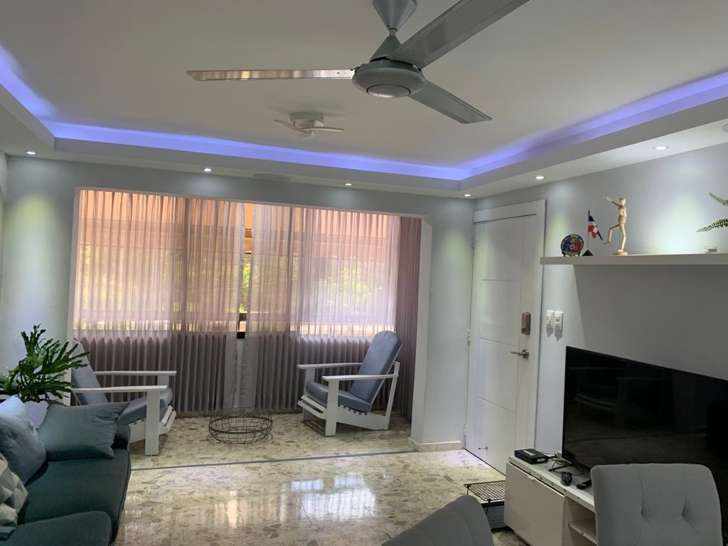 apartamentos -  Apartamento Amueblado de 3 Habitaciones, Bella Vista, Santo Domingo 1