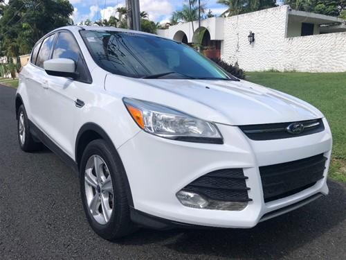 jeepetas y camionetas - Ford Escape, 2014, 4x4, como nueva 6
