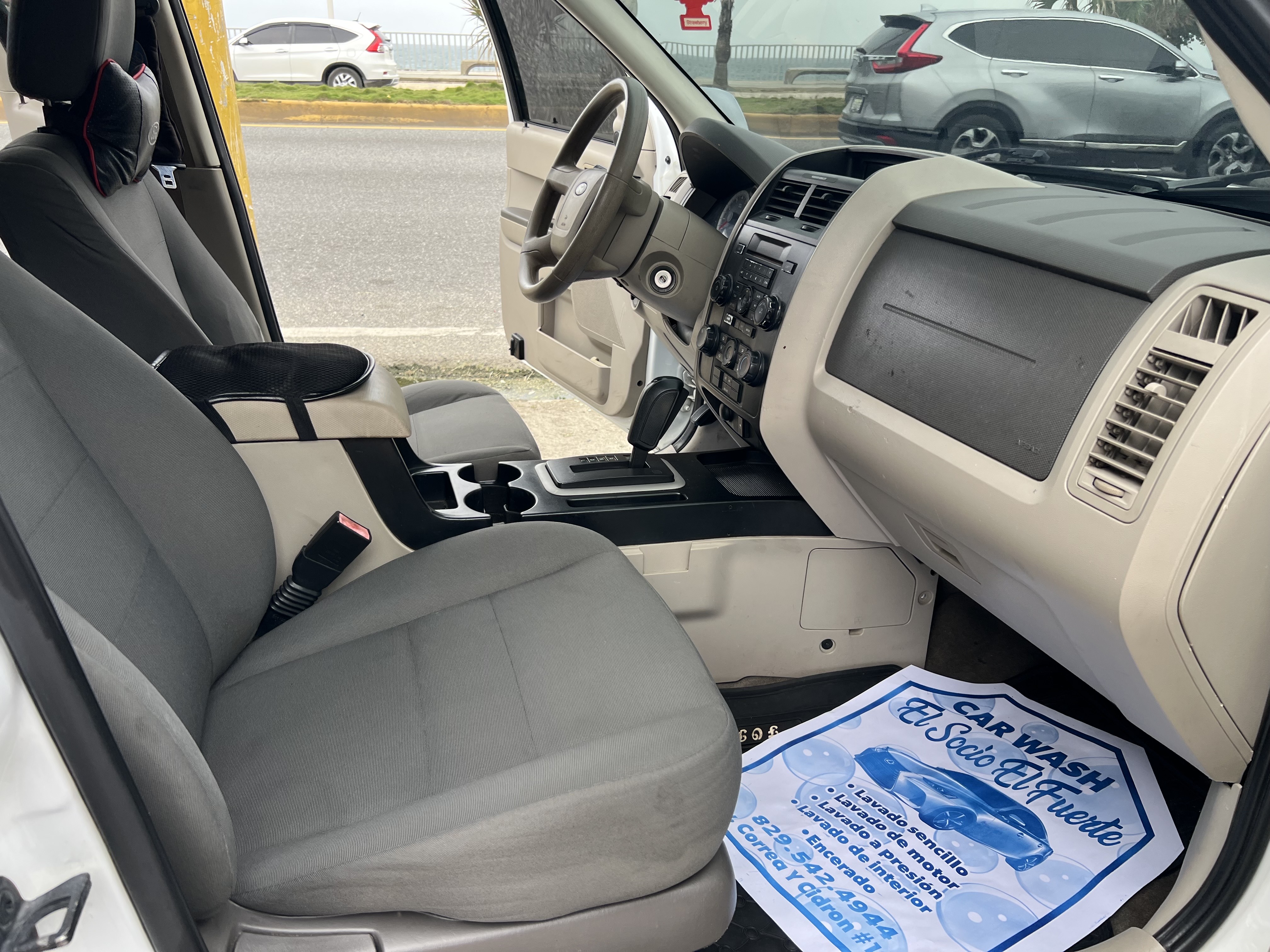 jeepetas y camionetas - Ford Escape 2010 8