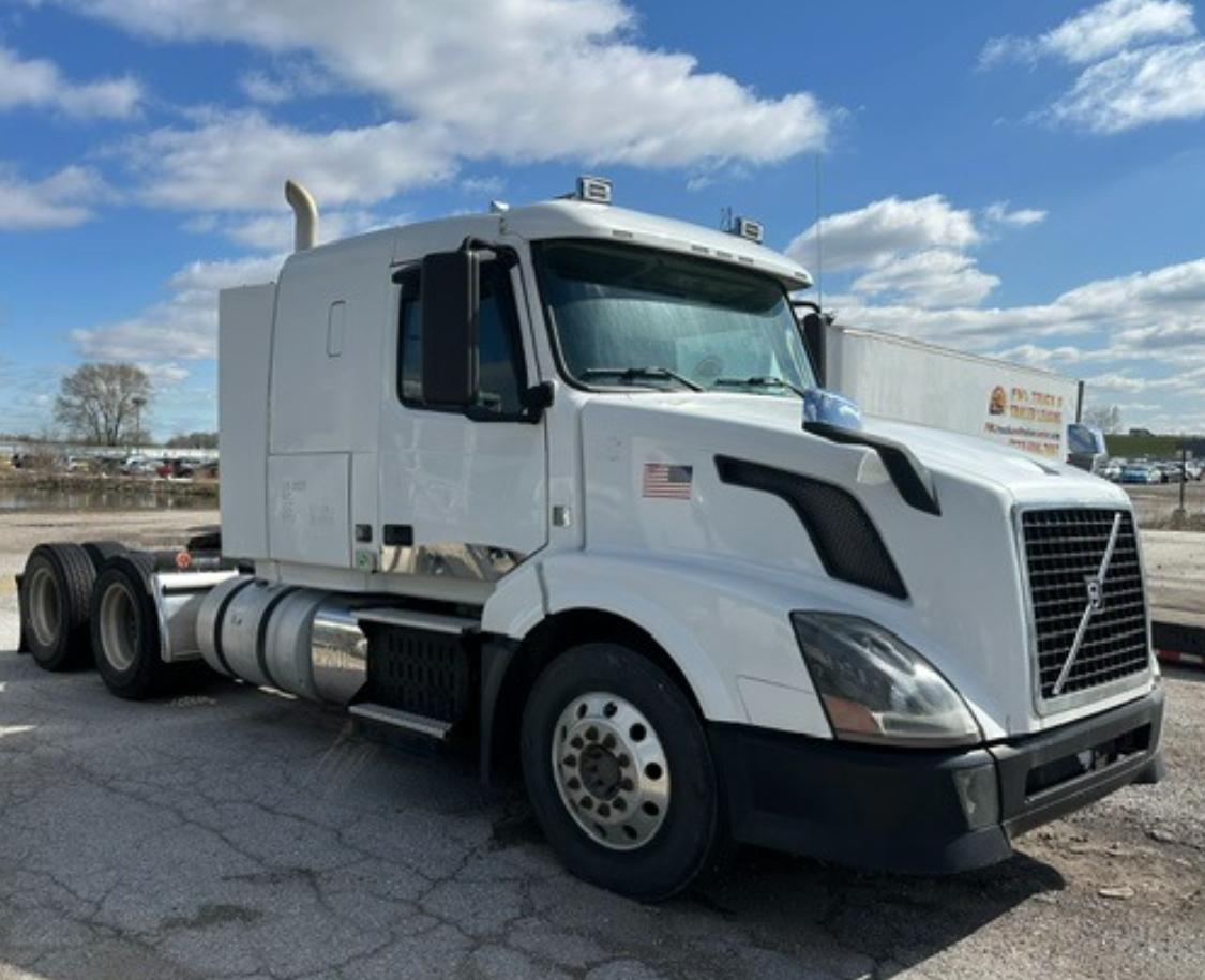 camiones y vehiculos pesados - VOLVO VNL 2012 2