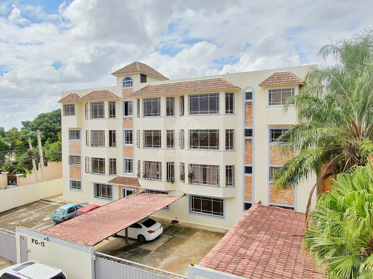 apartamentos - APARTAMENTO REMODELADO LOS CERROS DE GURABO STGO. 0