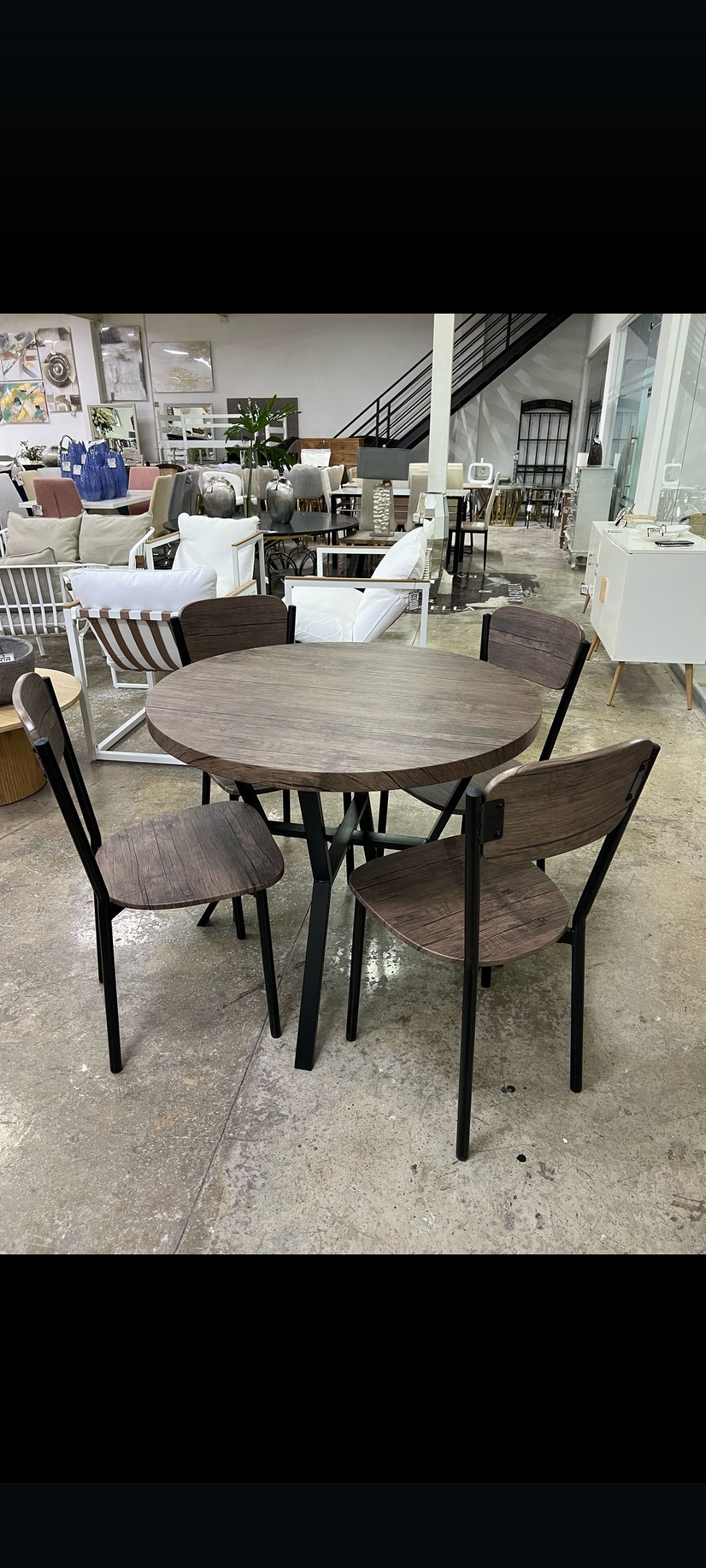 muebles y colchones - Juego de comedor de 4 sillas redondo en madera  0
