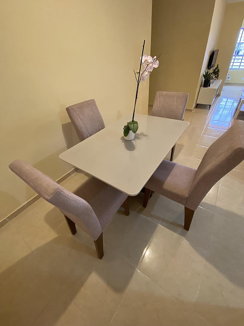muebles y colchones - MESA DE COMEDOR TOPE DE CRISTAL OFF WHITE 8