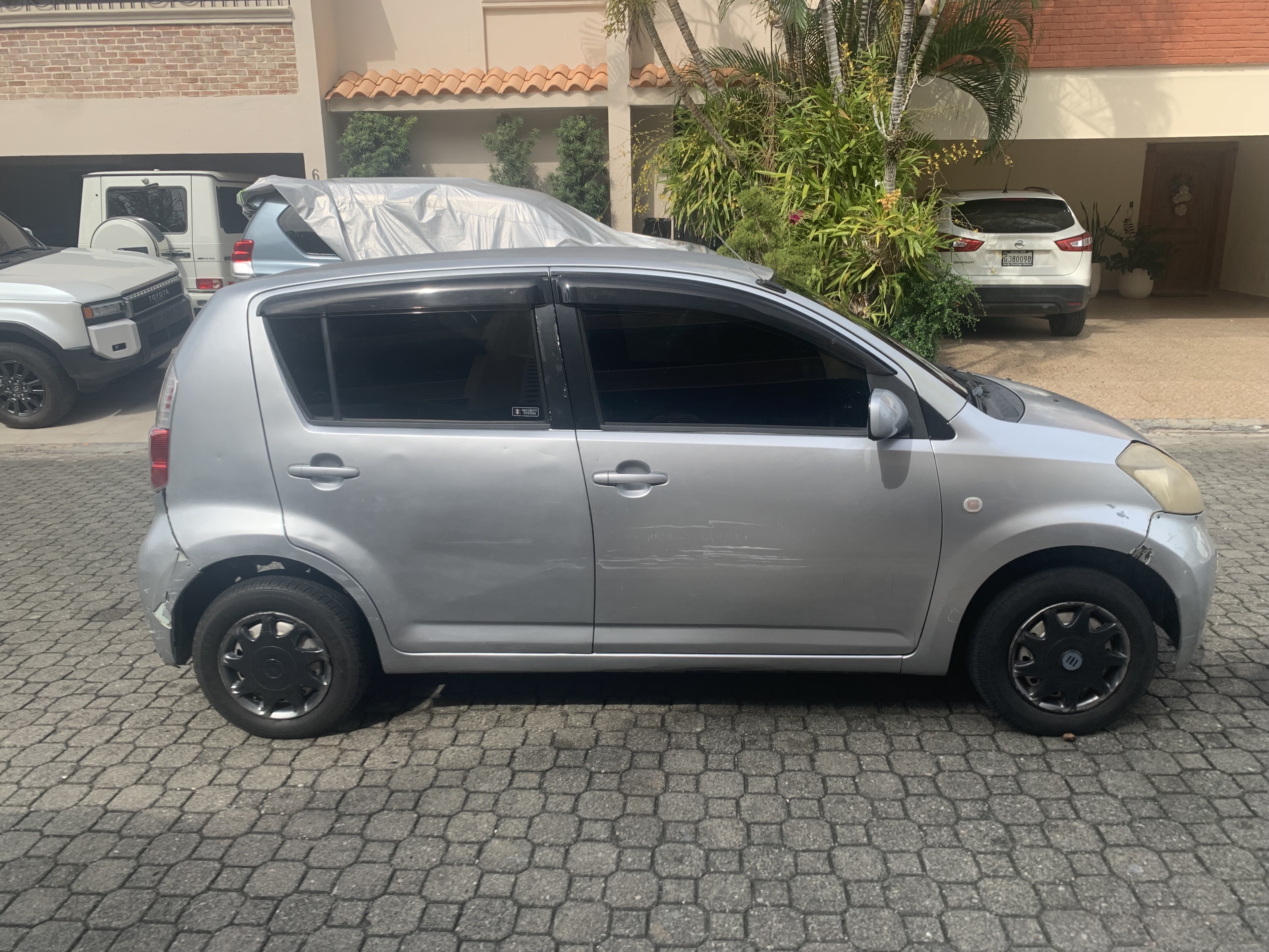 carros - Toyota Passo 2010  2
