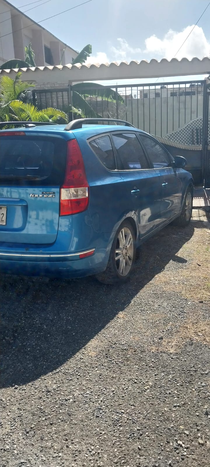 carros - Hyundai Elantra 2010  5