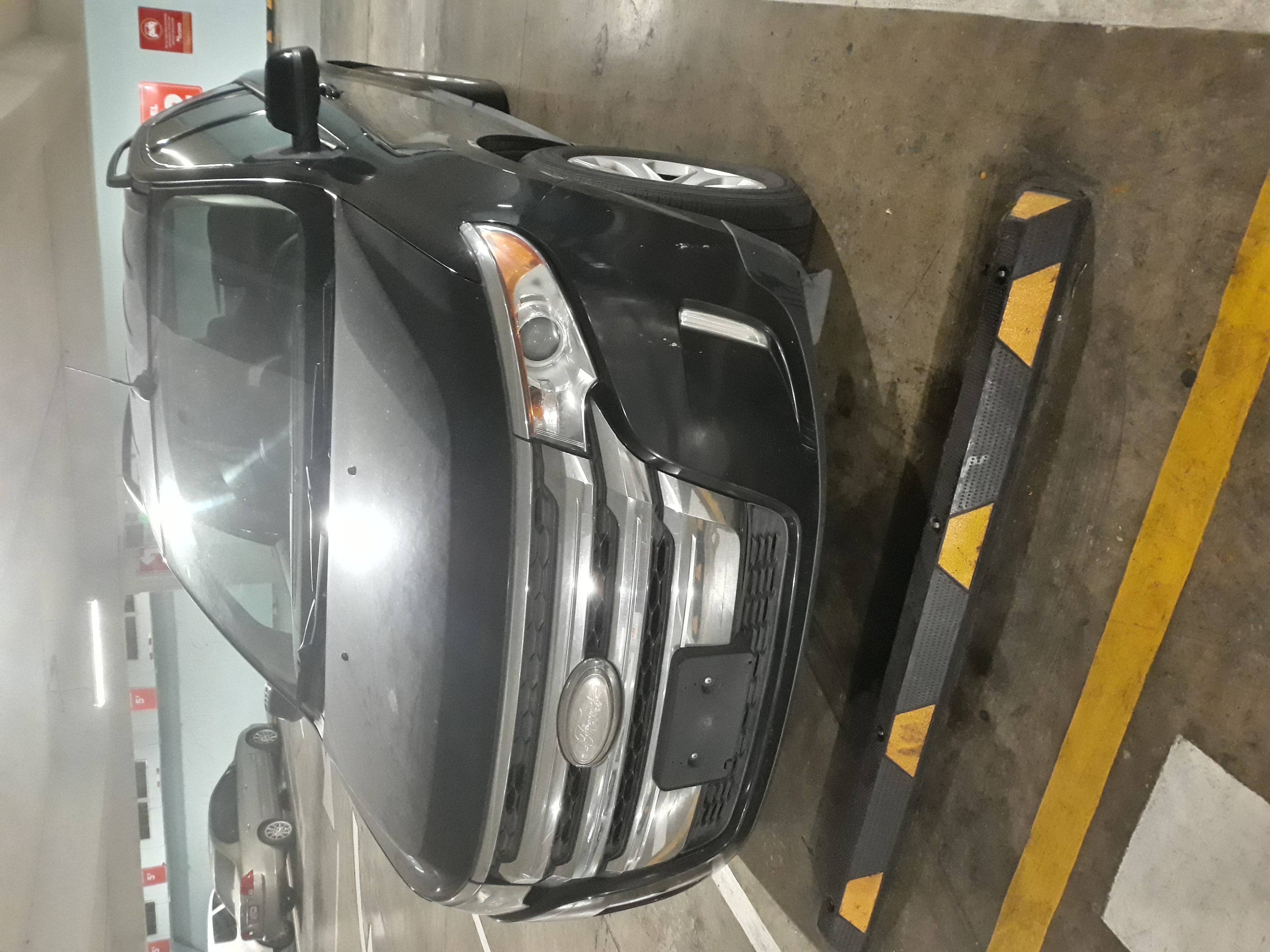 jeepetas y camionetas - Ford Edge SEL 2013 en buenas condiciones 1