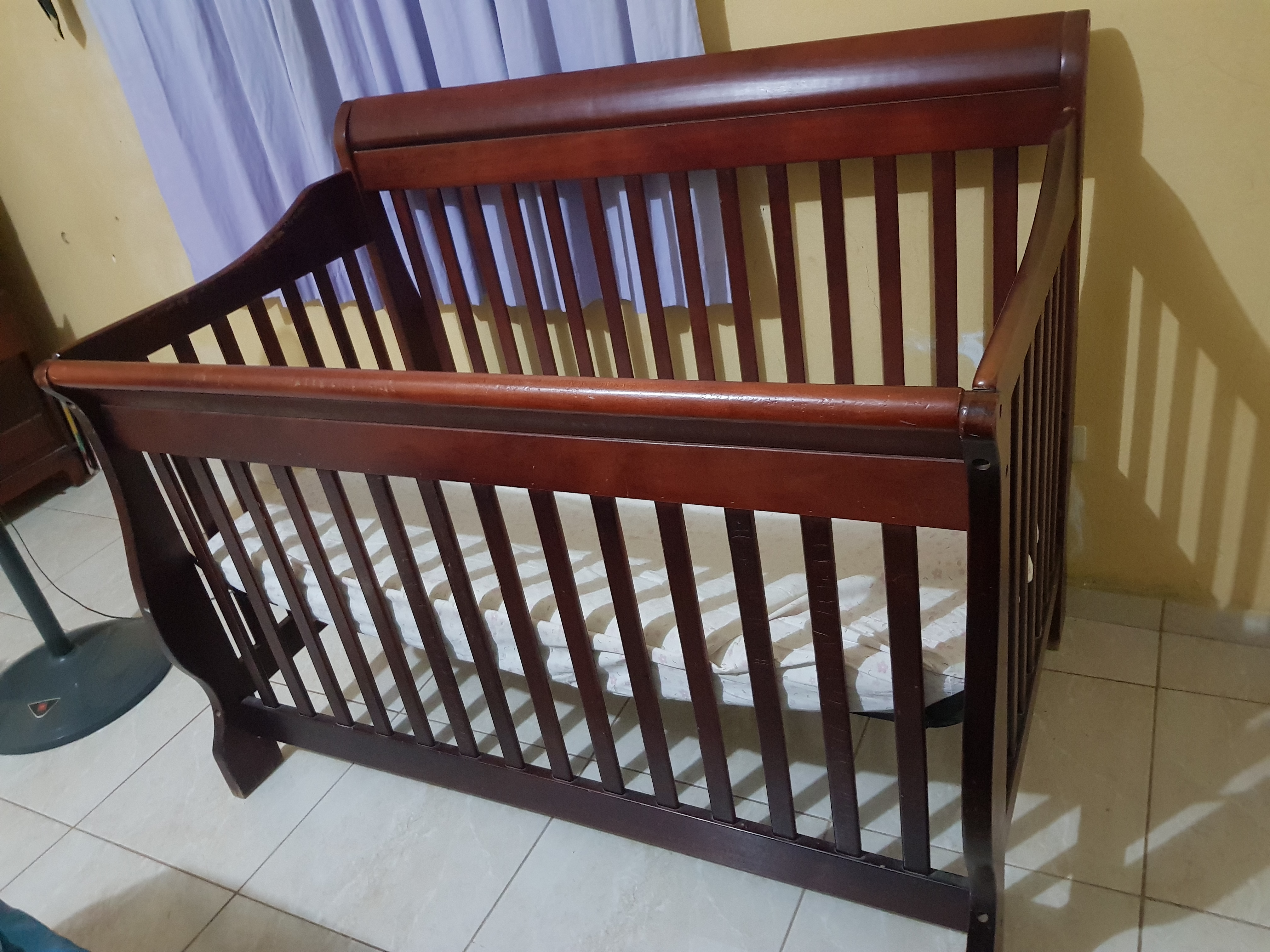 muebles - Cuna cama convertible 4 en 1. NEGOCIABLE
