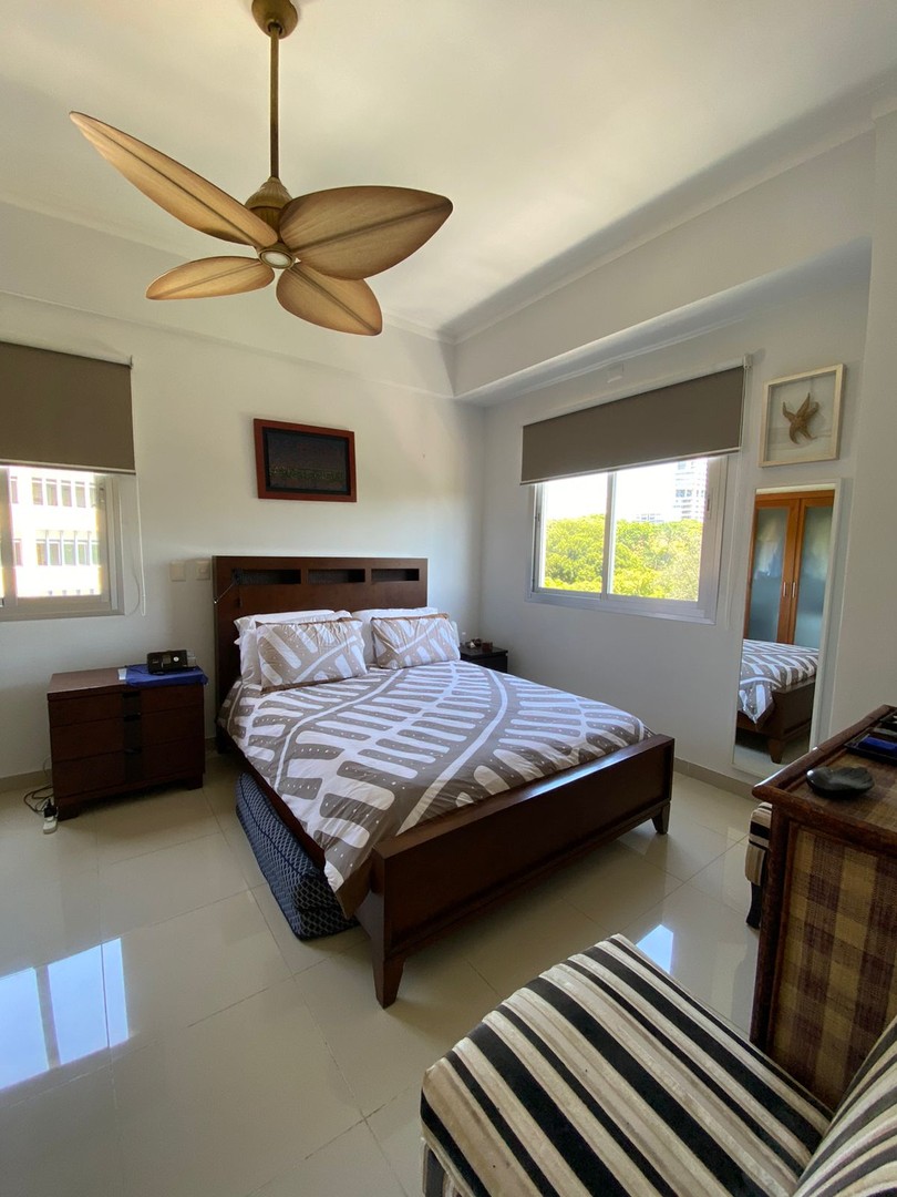 apartamentos - ‼Se vende amplio apartamento frente al parque Iberoamericano. 4