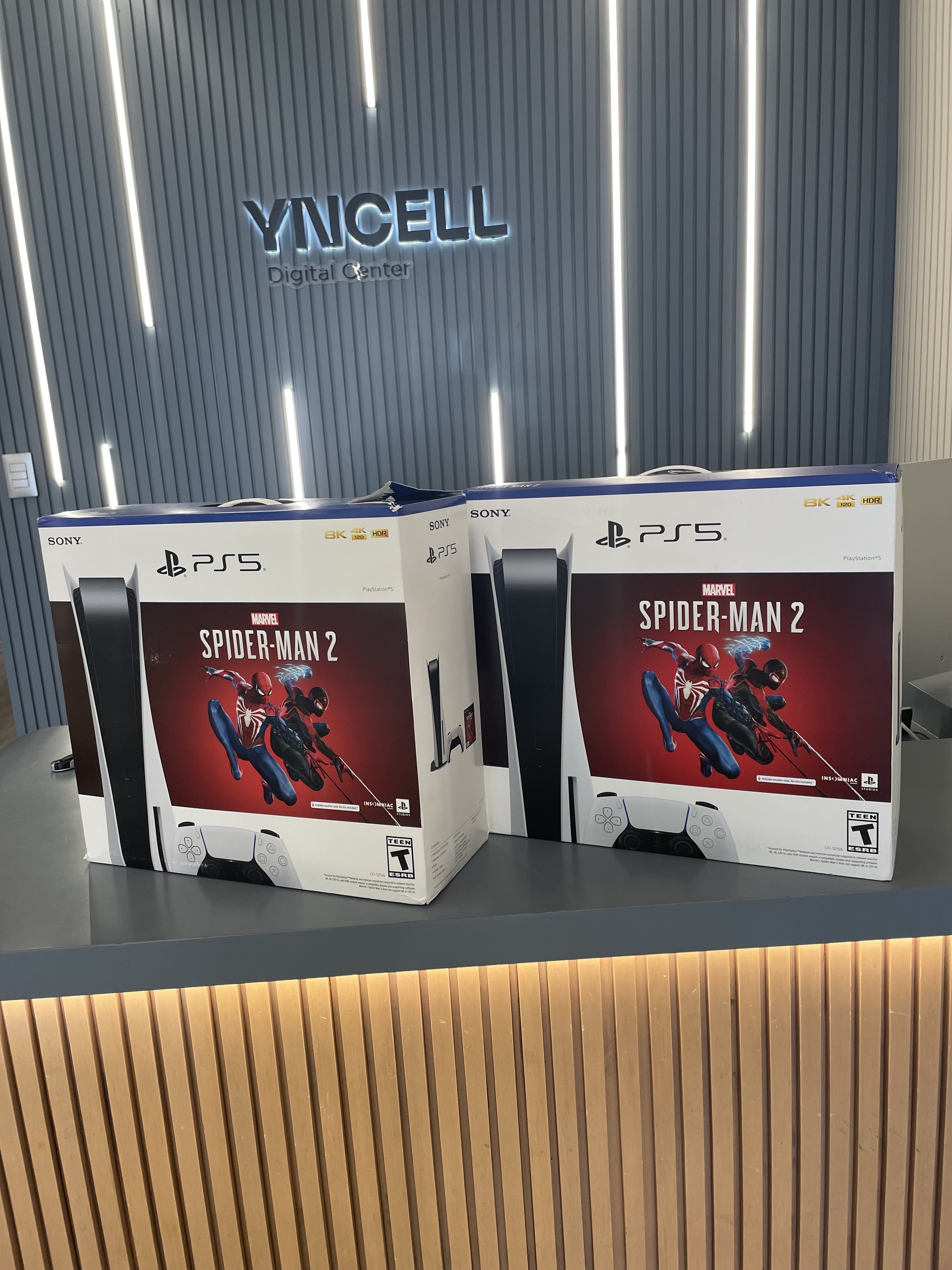 consolas y videojuegos - CONSOLA PLAYSTATION 5 DE DISCO CON JUEGOS(SPIDERMAN) 0