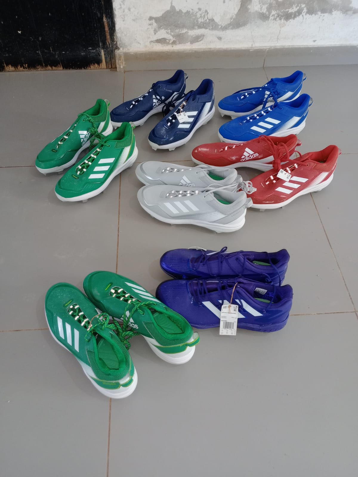 deportes - diferentes modelos de zapatillas  2