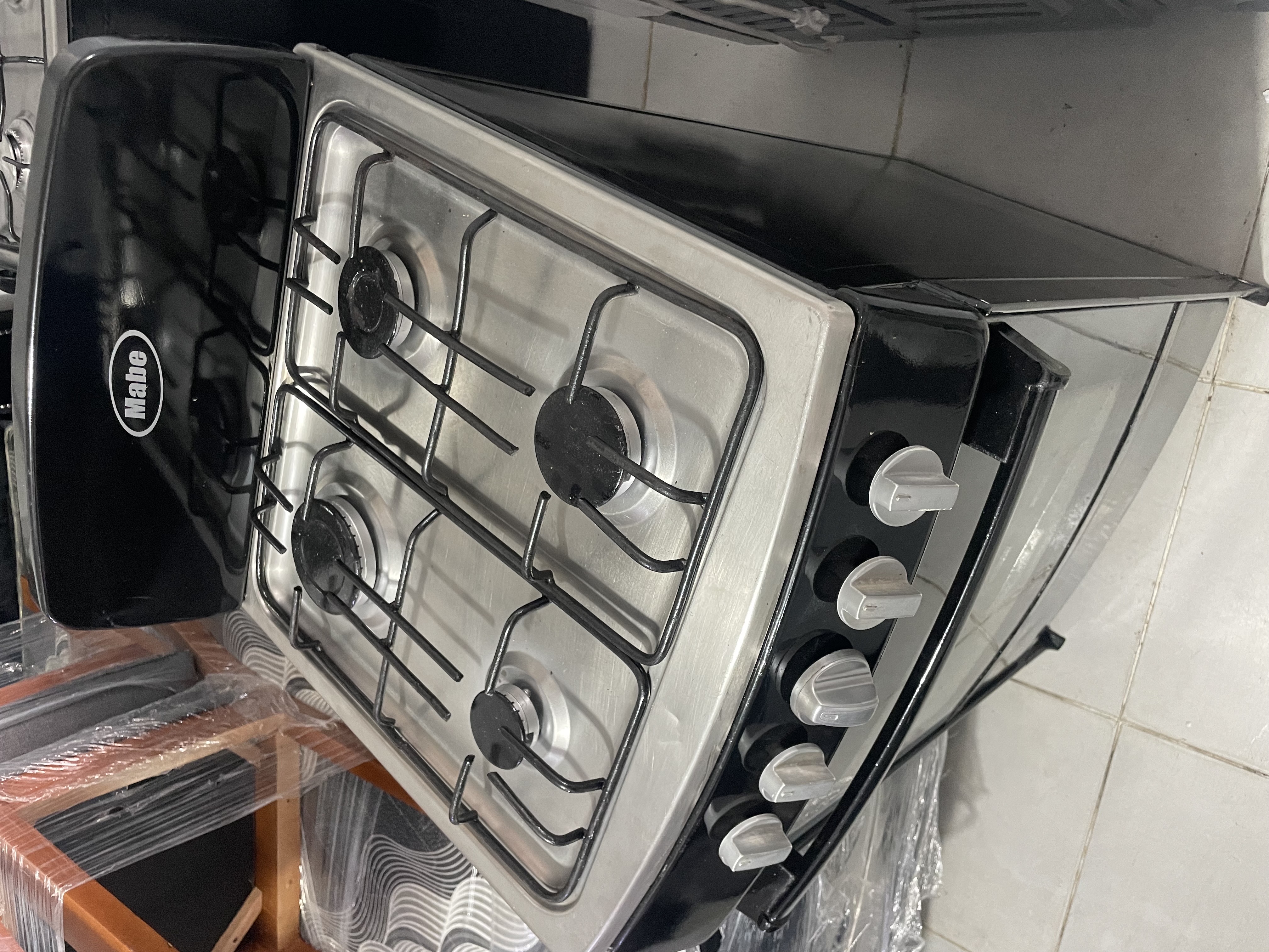electrodomesticos - Estufa Mabe semi nueva importada de 20 pulgadas con garantía  4