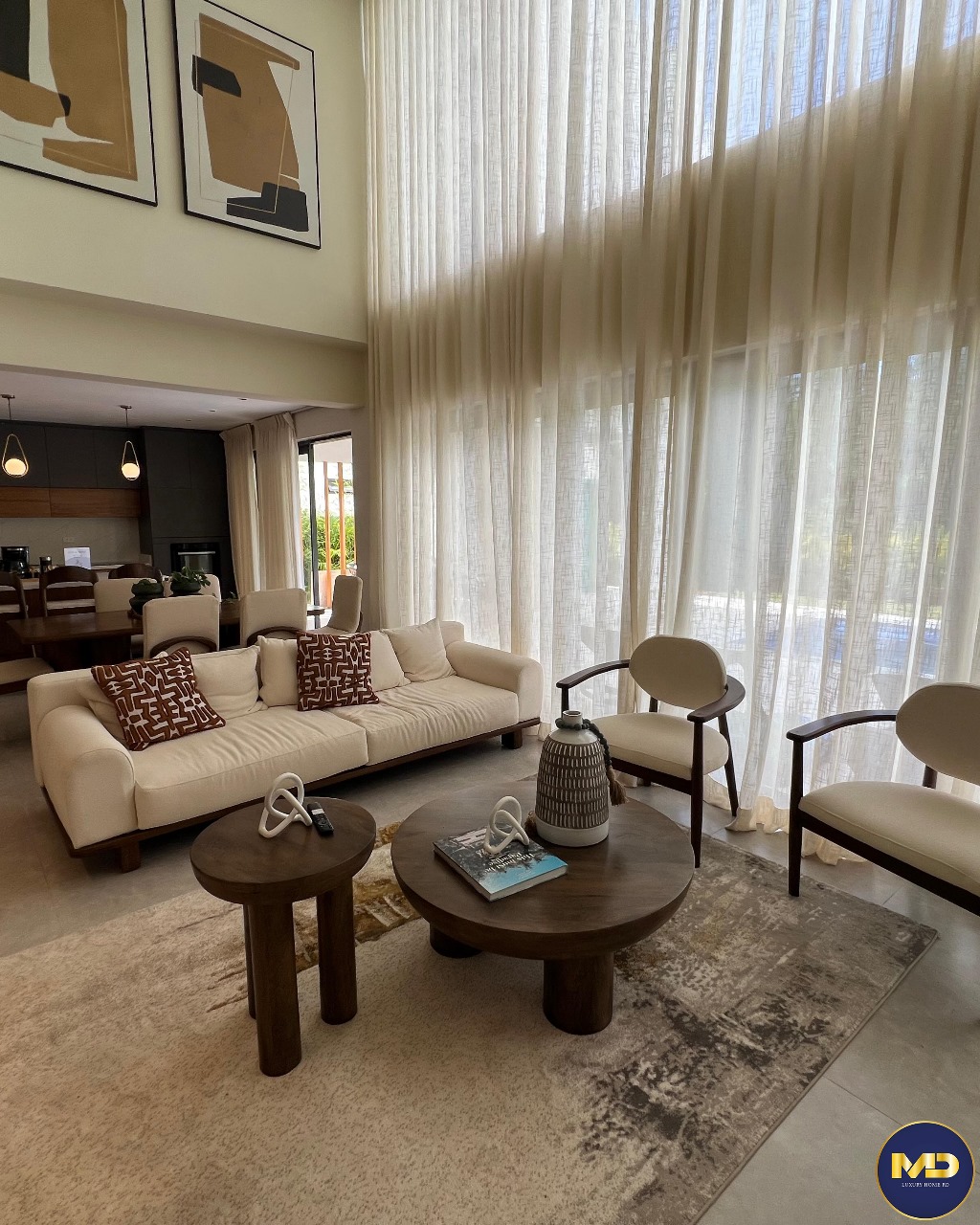 casas vacacionales y villas - Se Vende Villa Amueblada con piscina y terraza ubicada en Playa Nueva Romana  1