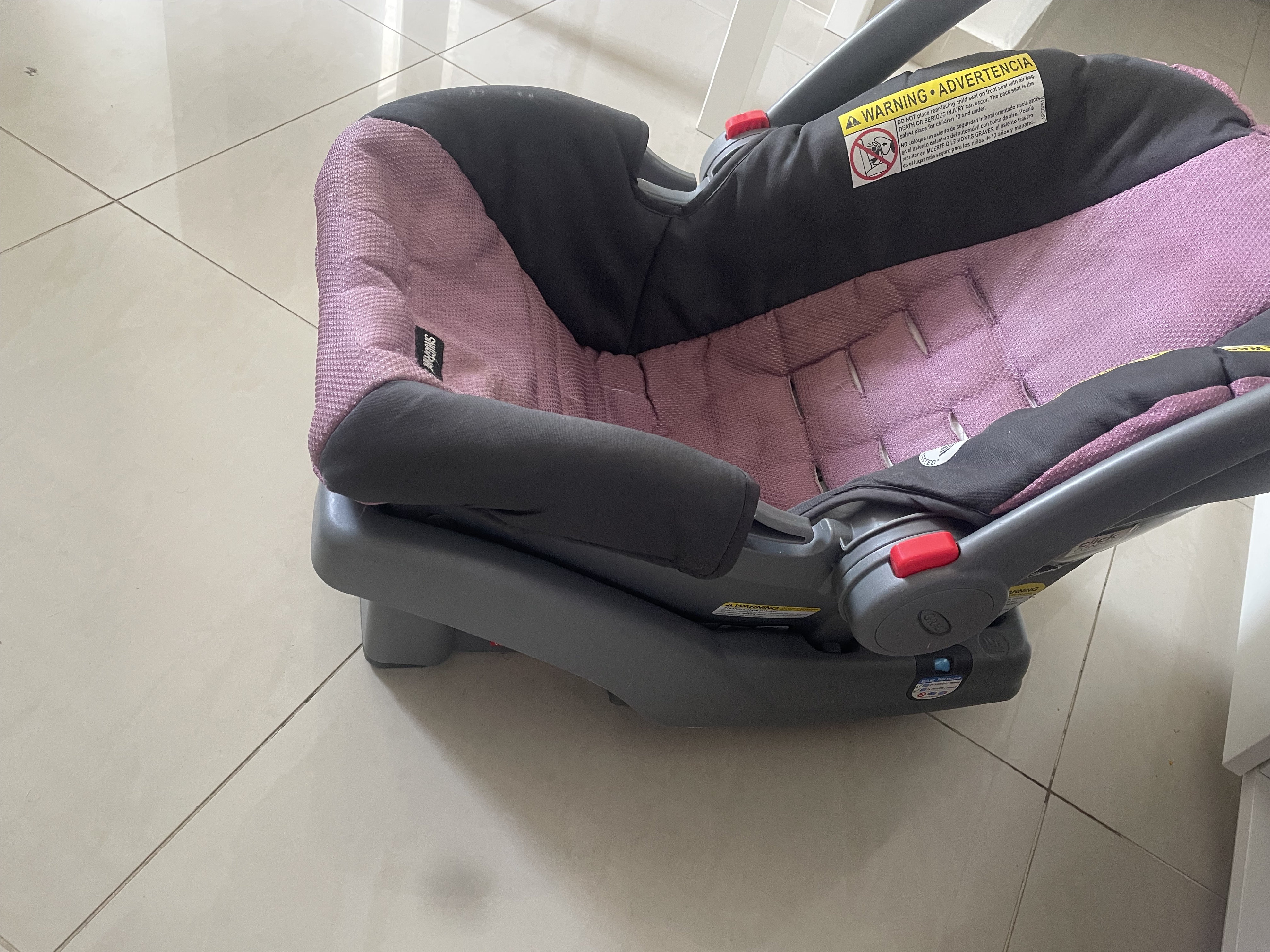 muebles - se vende silla de casi de carro  - Usado  1