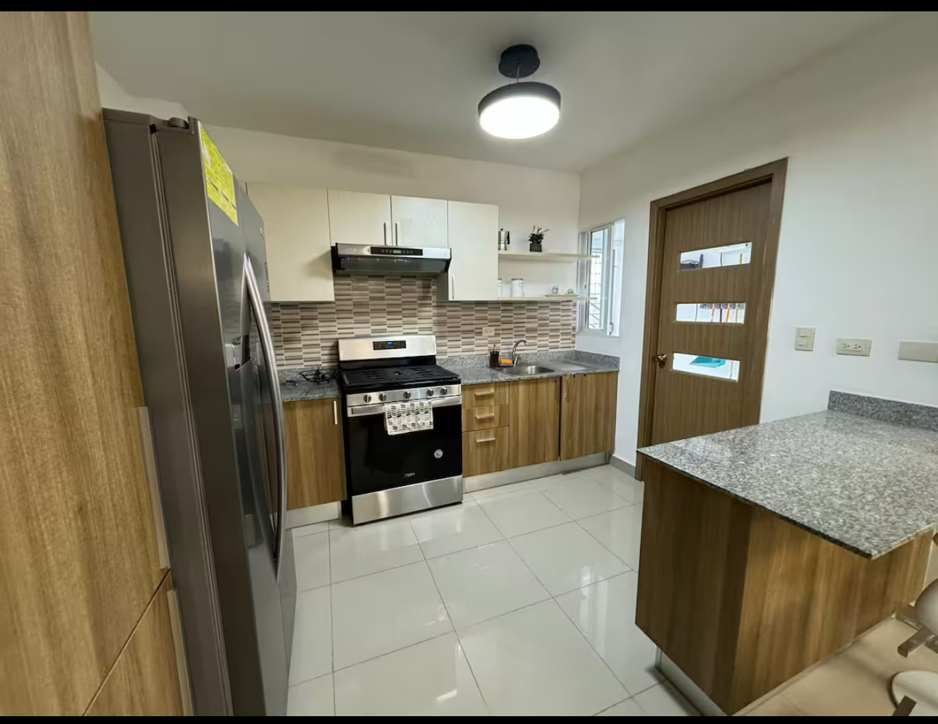 apartamentos - en mediterráneo vendo vacío o amueblado 5 nivel  1