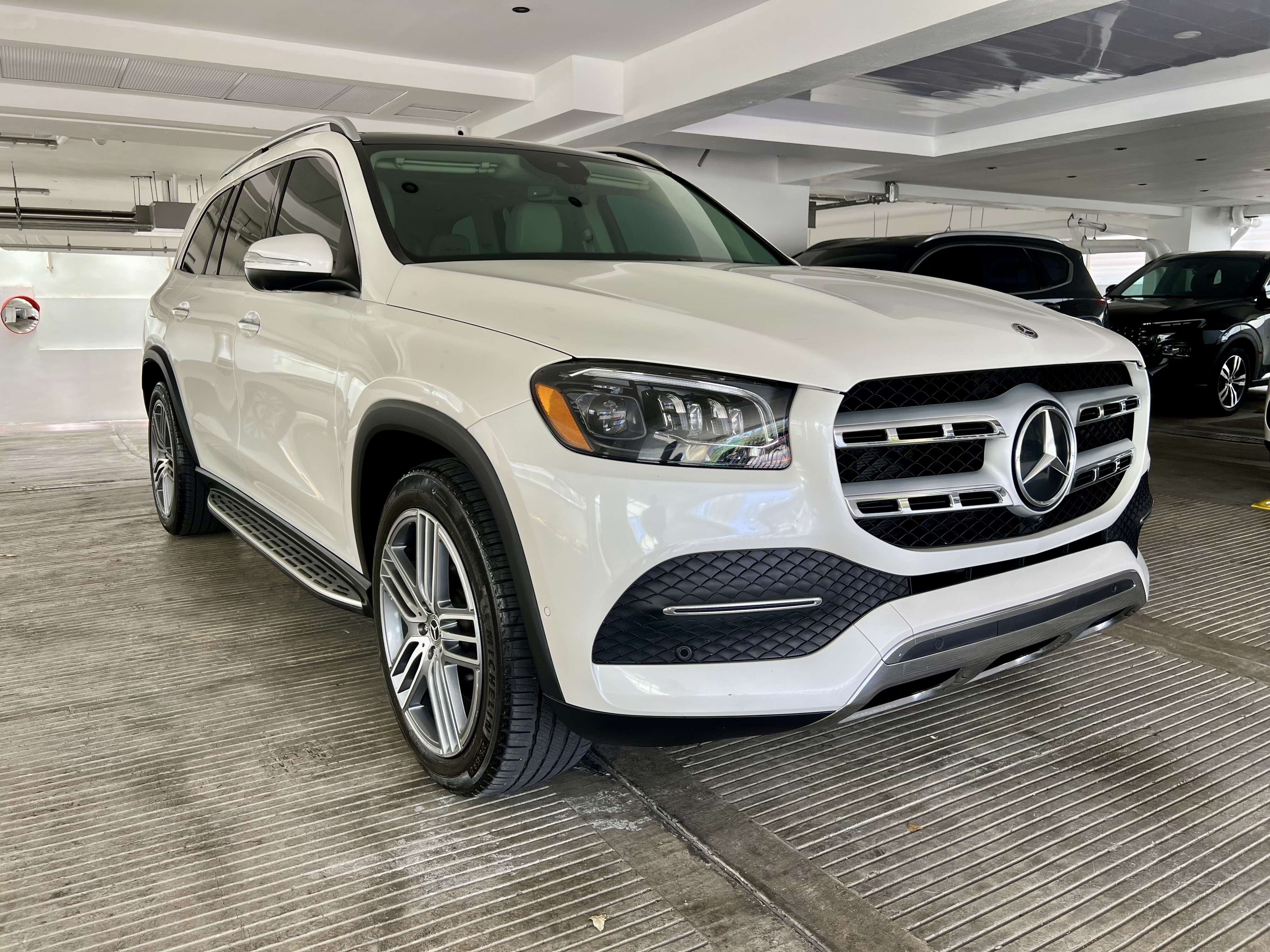 jeepetas y camionetas - 2021 Mercedes-Benz GLS450 4MATIC - Clean Carfax 3