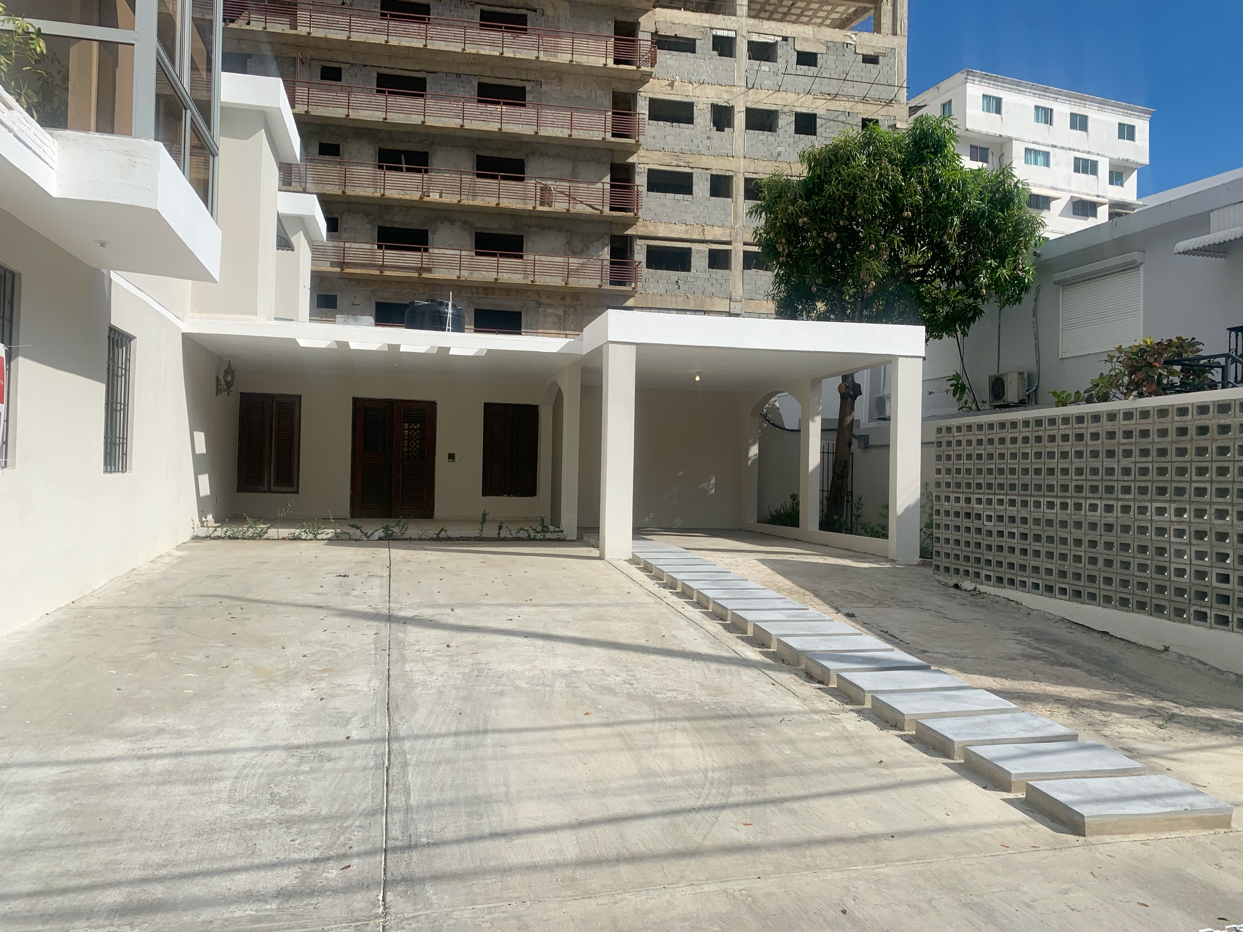 oficinas y locales comerciales - Local céntrico en Bella vista  7