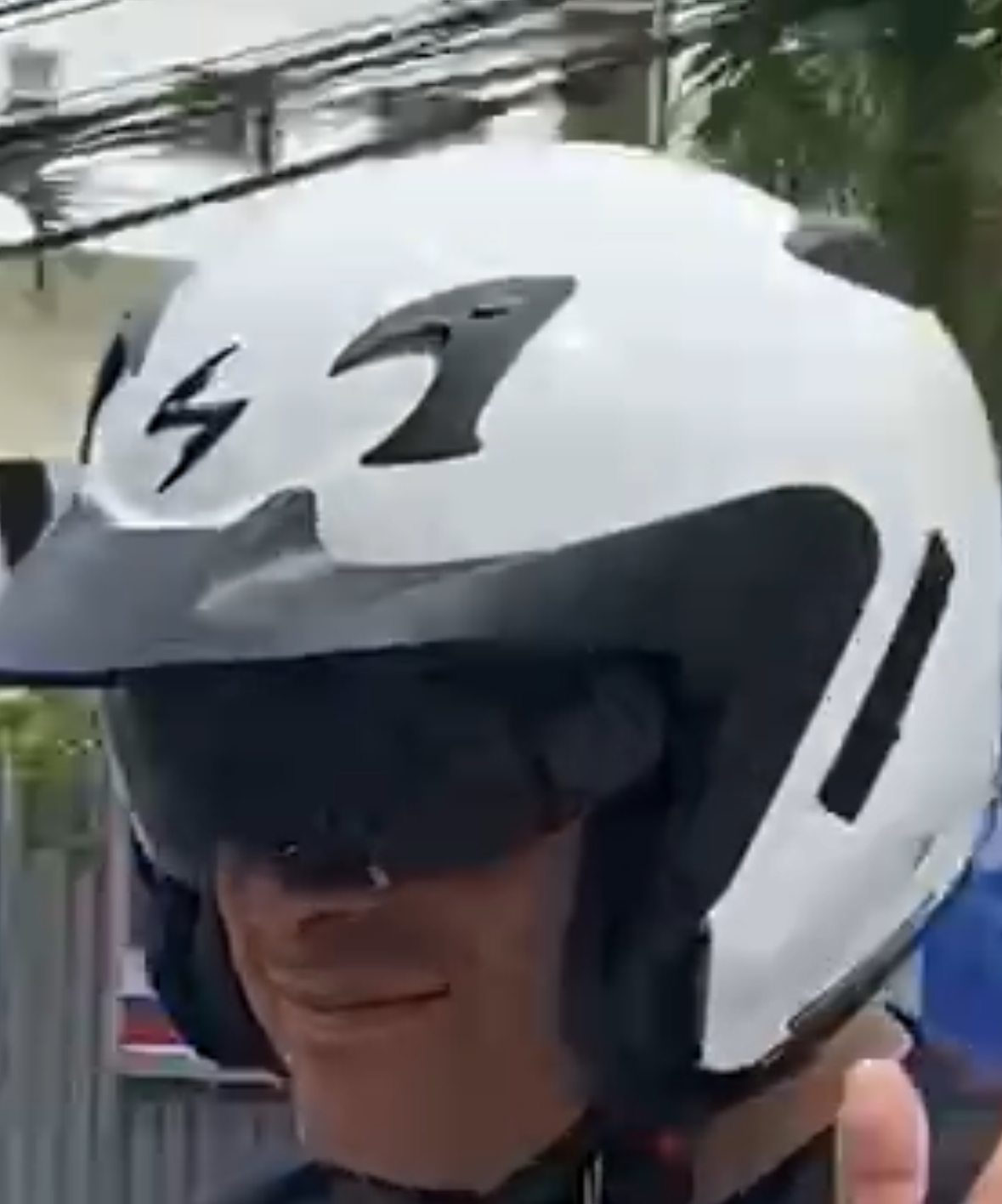 bicicletas y accesorios - Casco motor 1
