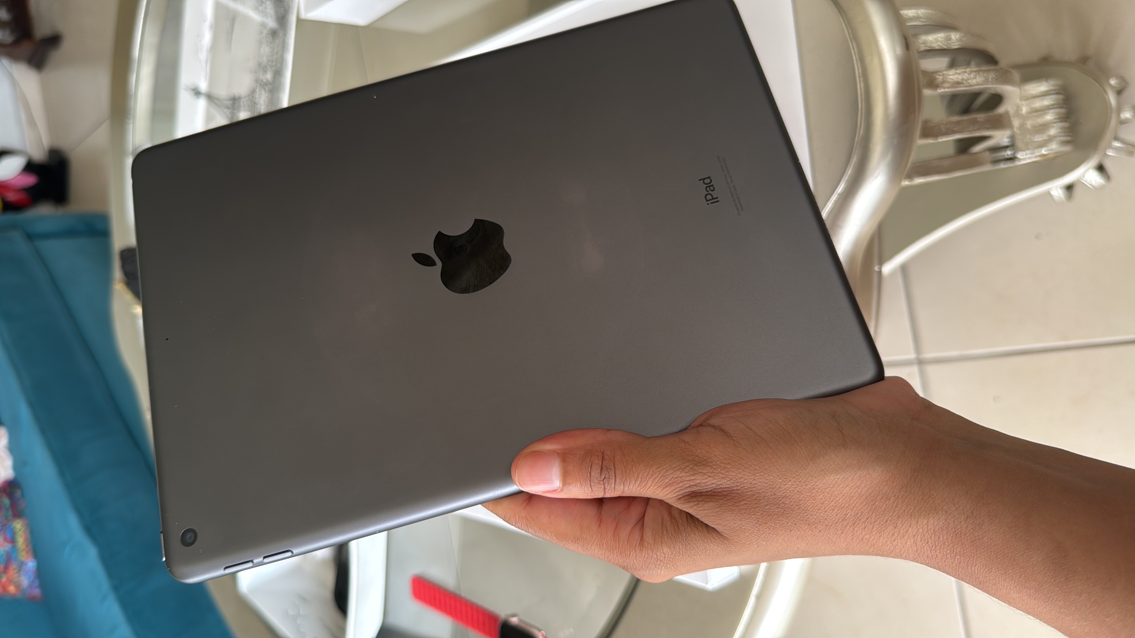 celulares y tabletas - Apple iPad Air 64gb de 9na generación con lápiz 