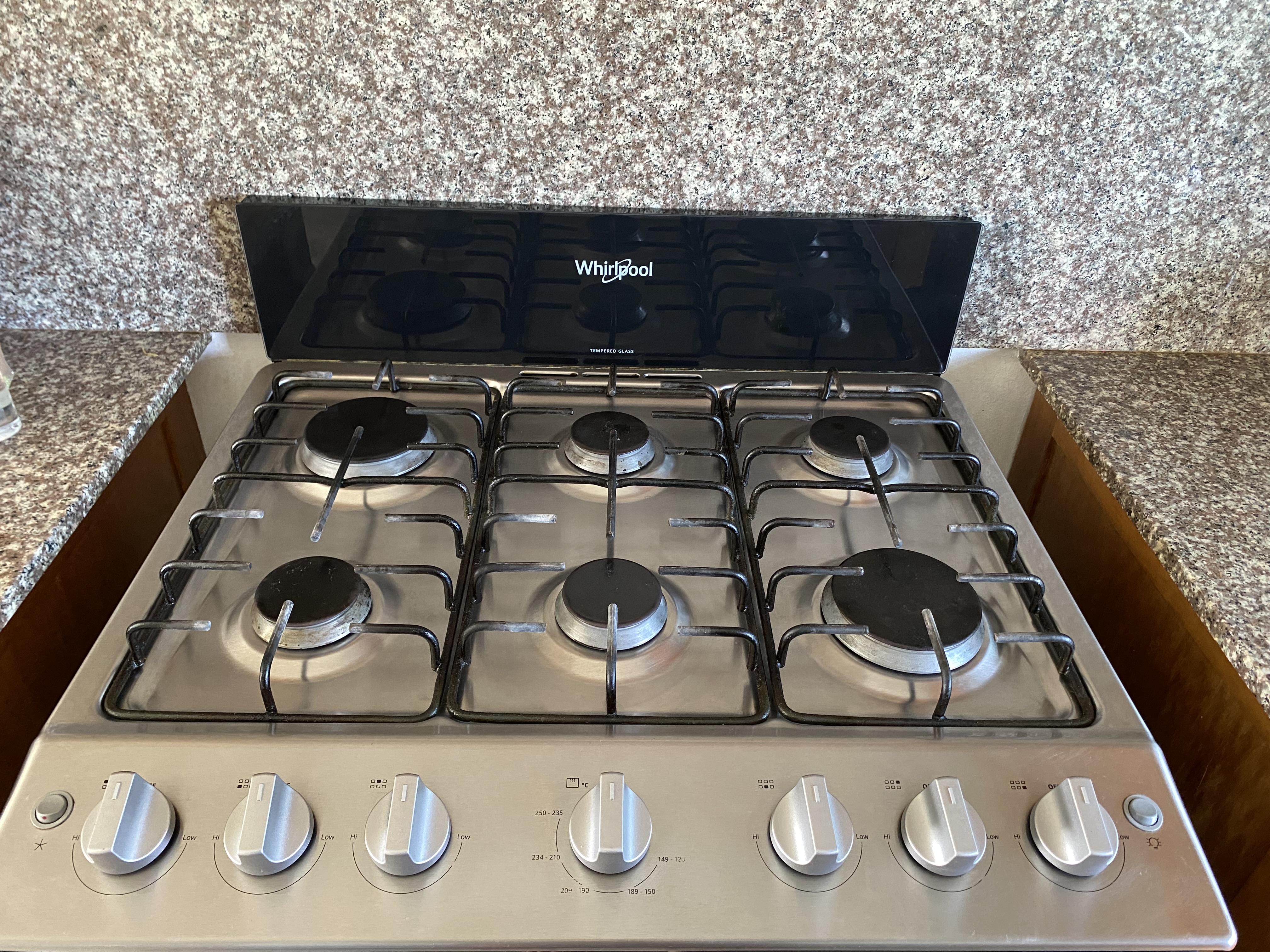 cocina - Estufa Whirlpool de Gas 30” – 6 Quemadores 1