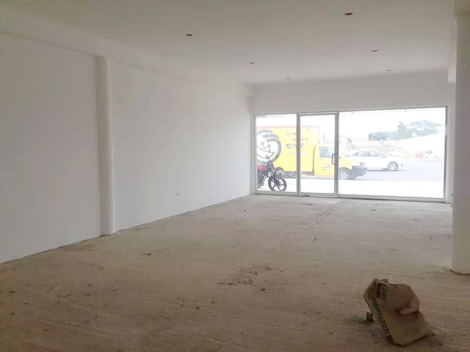 oficinas y locales comerciales - Local céntrico en Bella vista 1