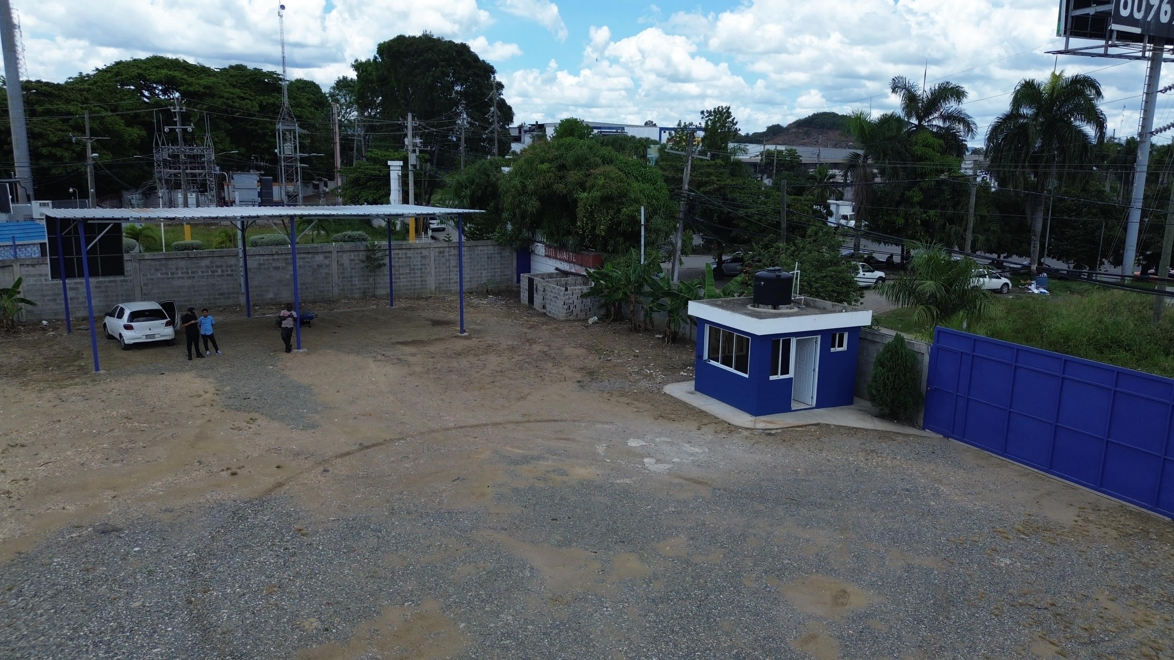 solares y terrenos - Solar en la Autopista Duarte de 5670m2 8