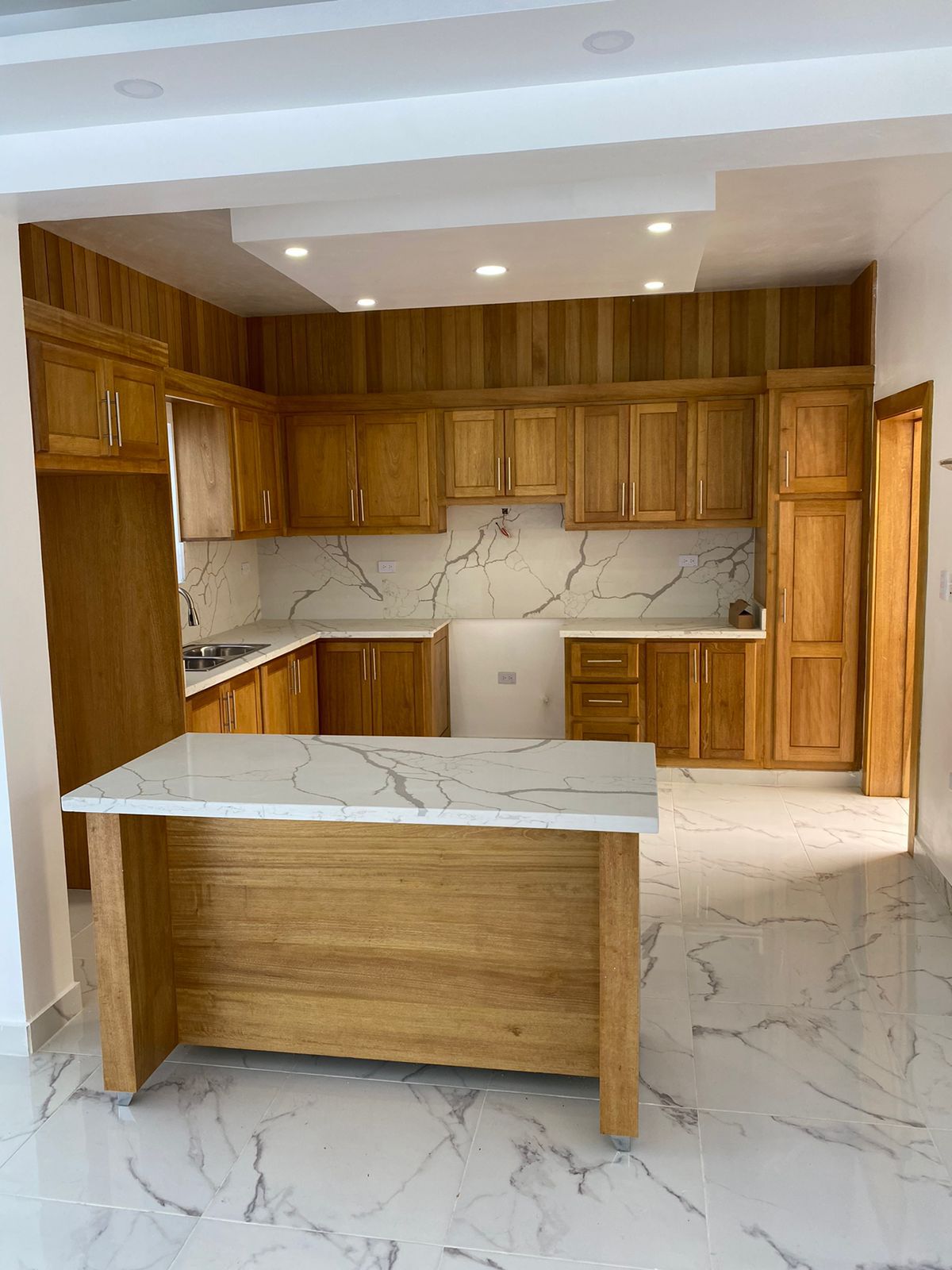 apartamentos - CASA EN VENTA EN TORRE ALTA, PUERTO PLATA. 2