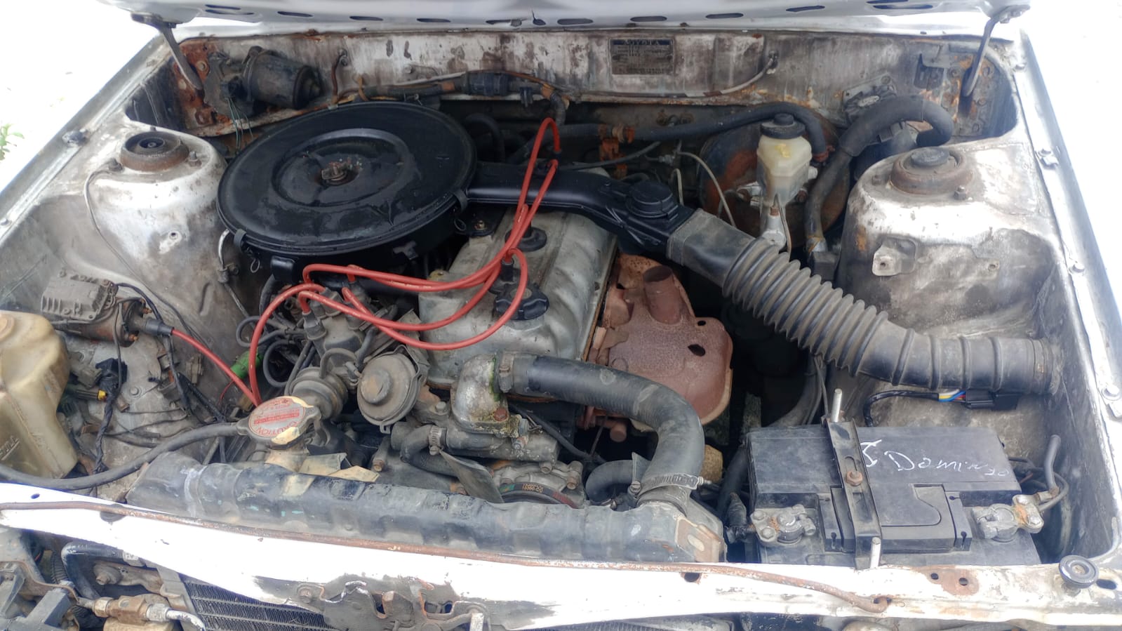 carros -  Toyota corolla station wagon- motor de fábrica. 3