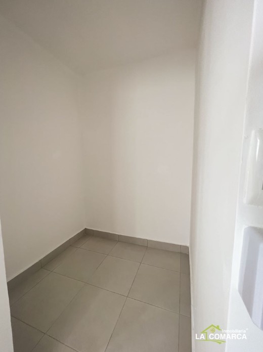 apartamentos - SE VENDE SEGUNDO NIVEL EN AVE. HISPANOAMERICANA 0