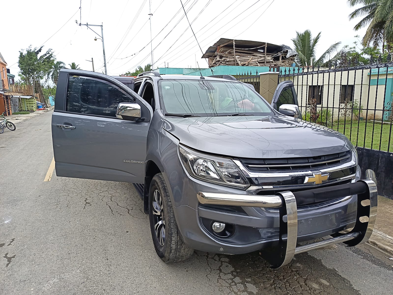 jeepetas y camionetas - CHEVROLET COLORADO 2020 4X4 DIESEL Z71 1