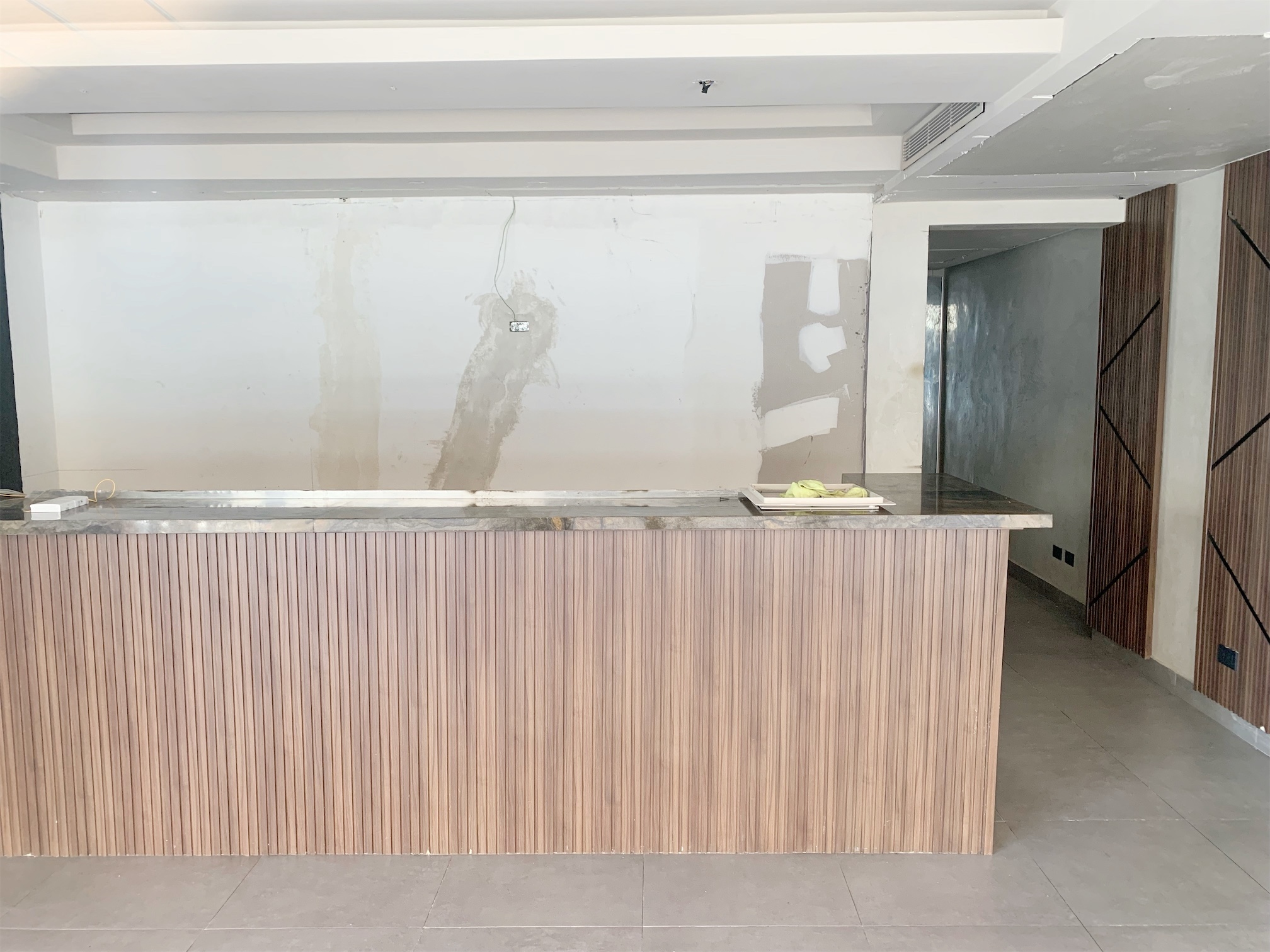 oficinas y locales comerciales - Local con terraza en Piantini 4