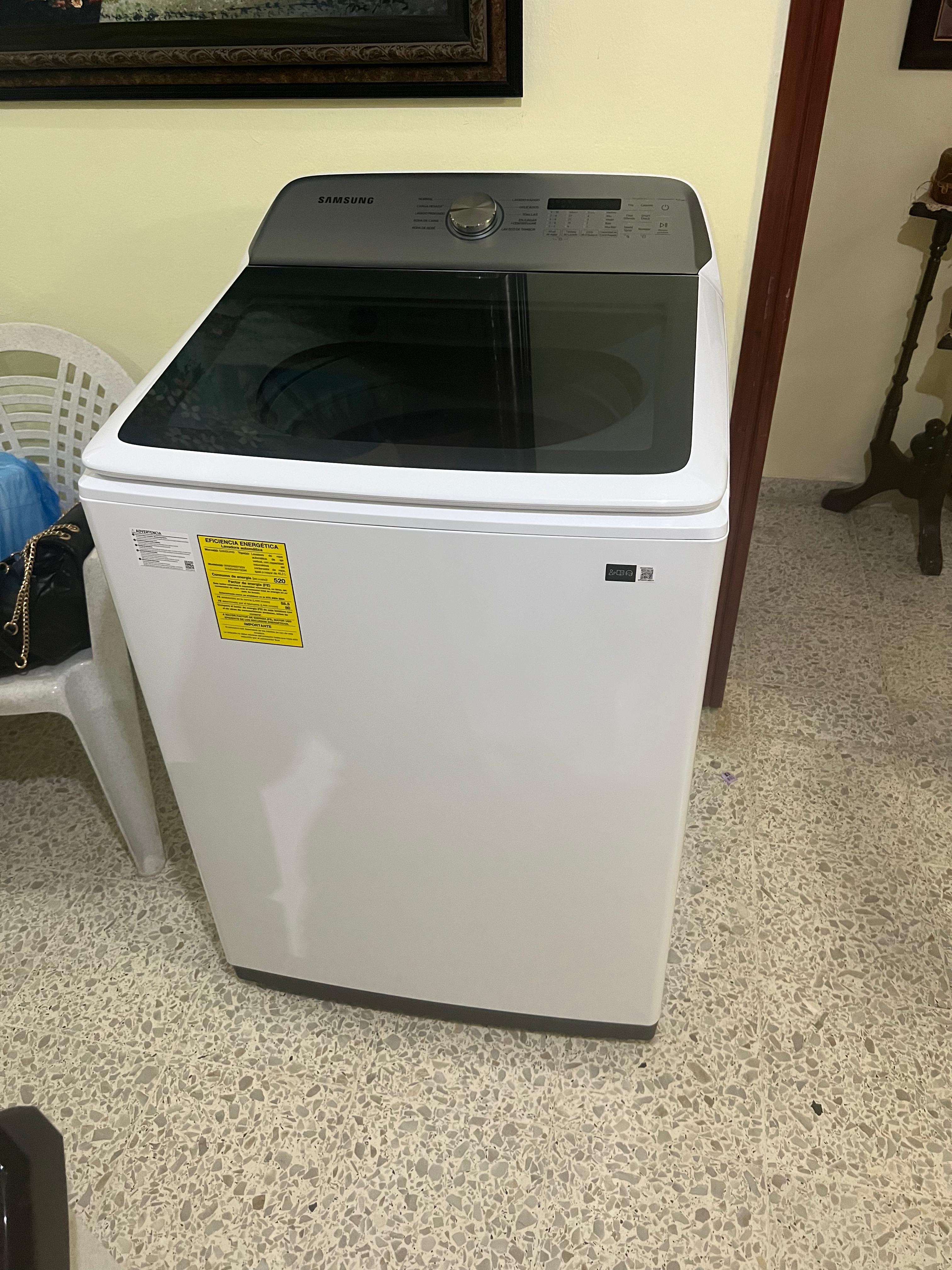 electrodomesticos - Lavadora: 37 Mil de 20 kilos con 6 meses de garantía de la casa… 