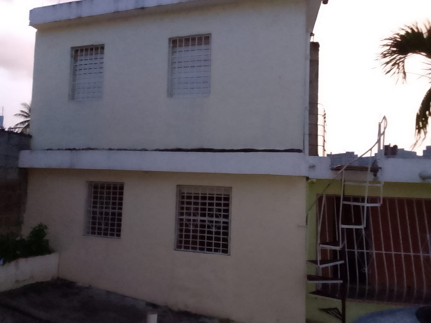 casas - CASA en VENTA 197 Metros² con Título, Invi, Sabana Perdida, Santo Dgo. Norte, RD 1
