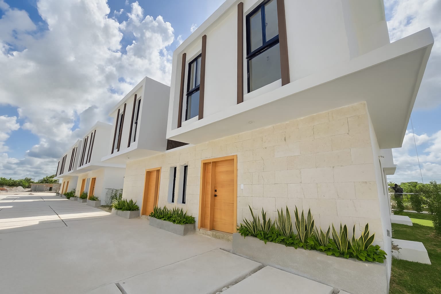casas vacacionales y villas - villas y townhouses en bavaro punta cana c piscina 9