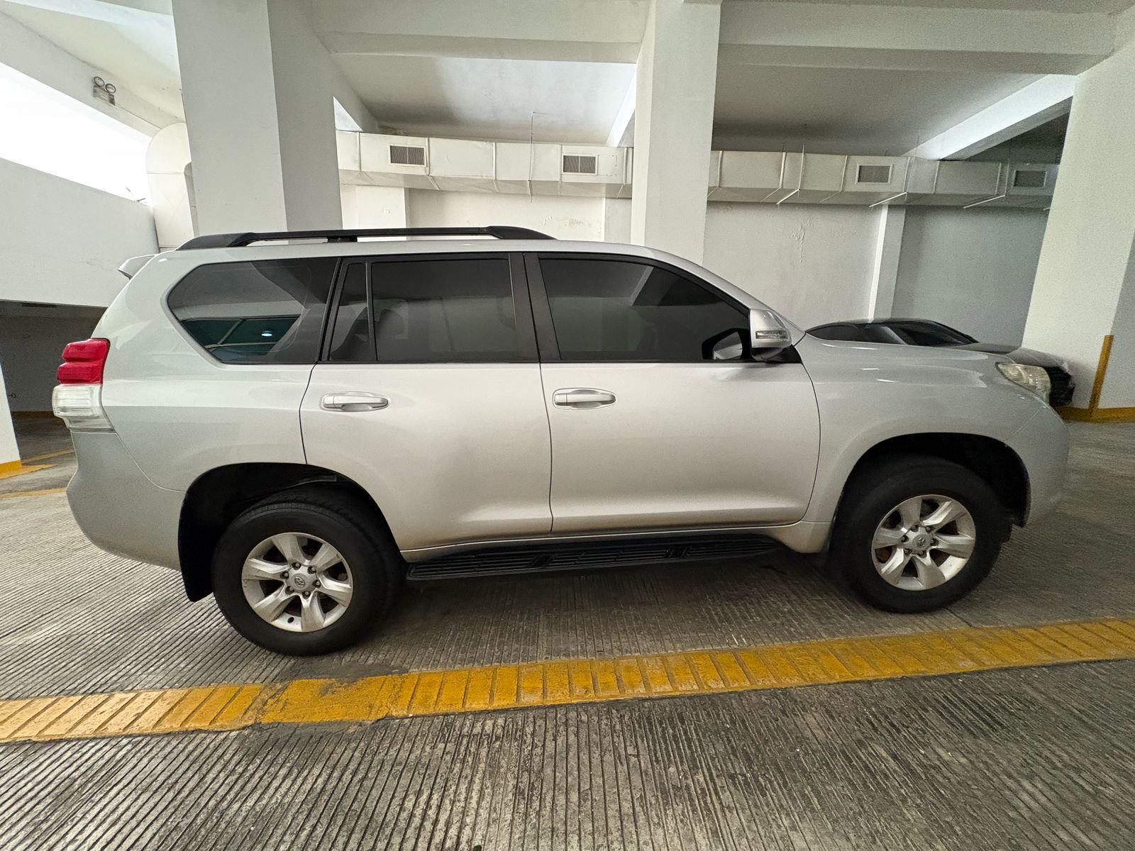 jeepetas y camionetas - Toyota land cruicer prado tx 2011 1